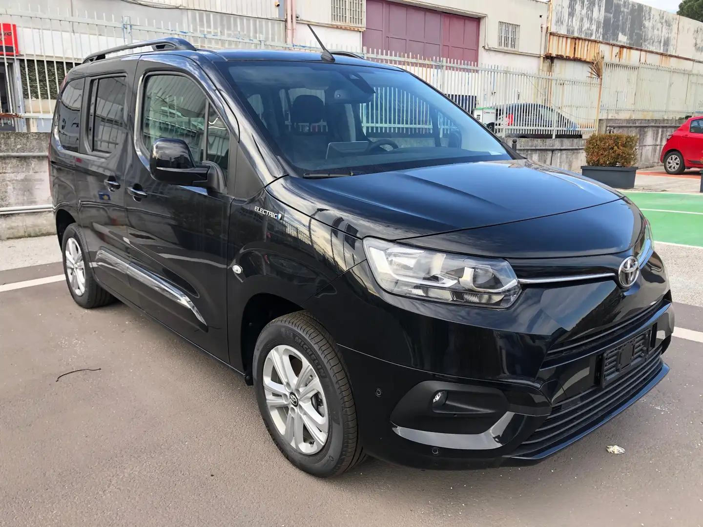 Toyota Proace City Verso Electric L1 50kwh D Executive Nero - 1