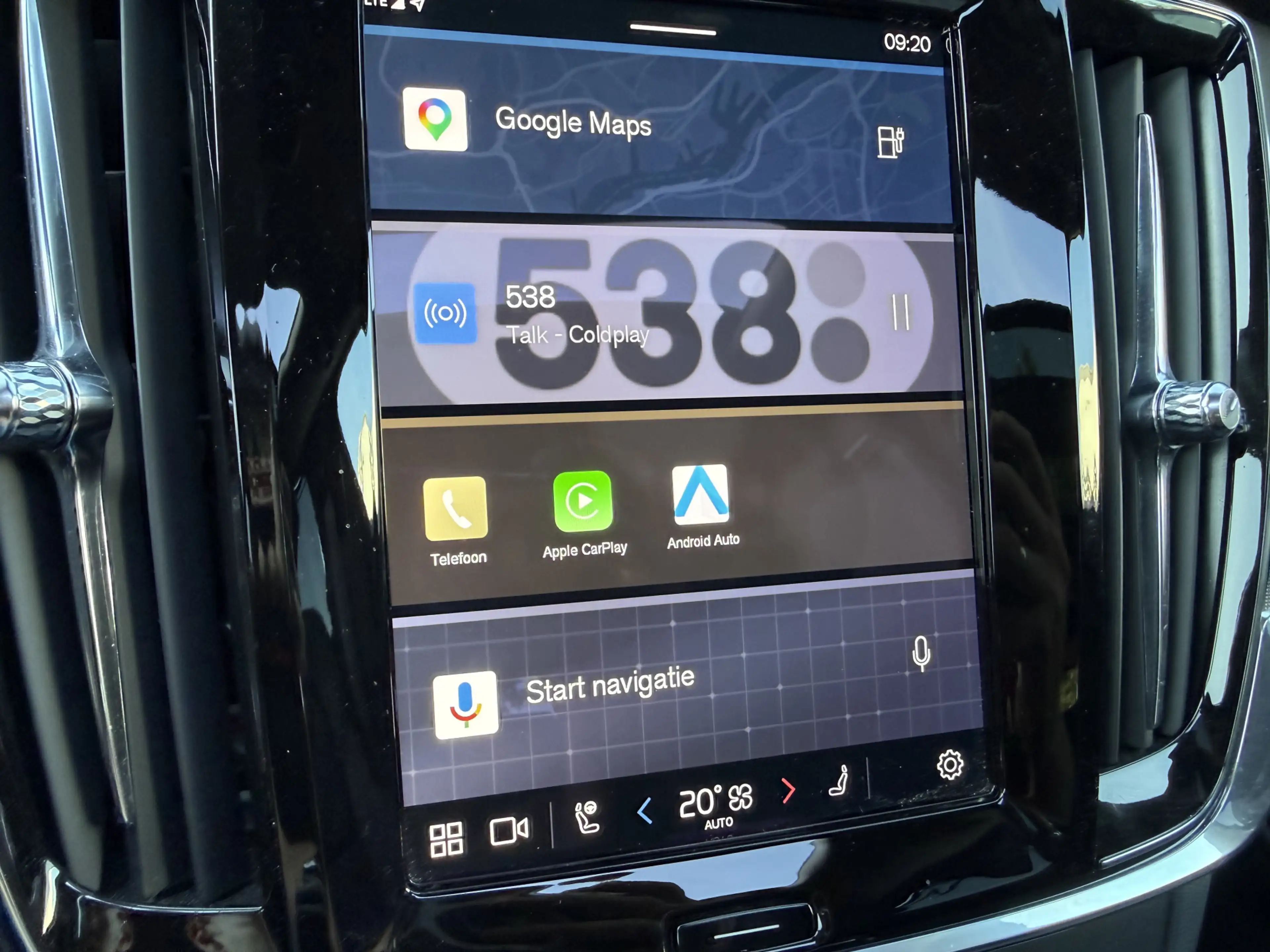 Volvo V90 2.0 T6 Plug-in hybrid AWD Plus Dark — photo 15