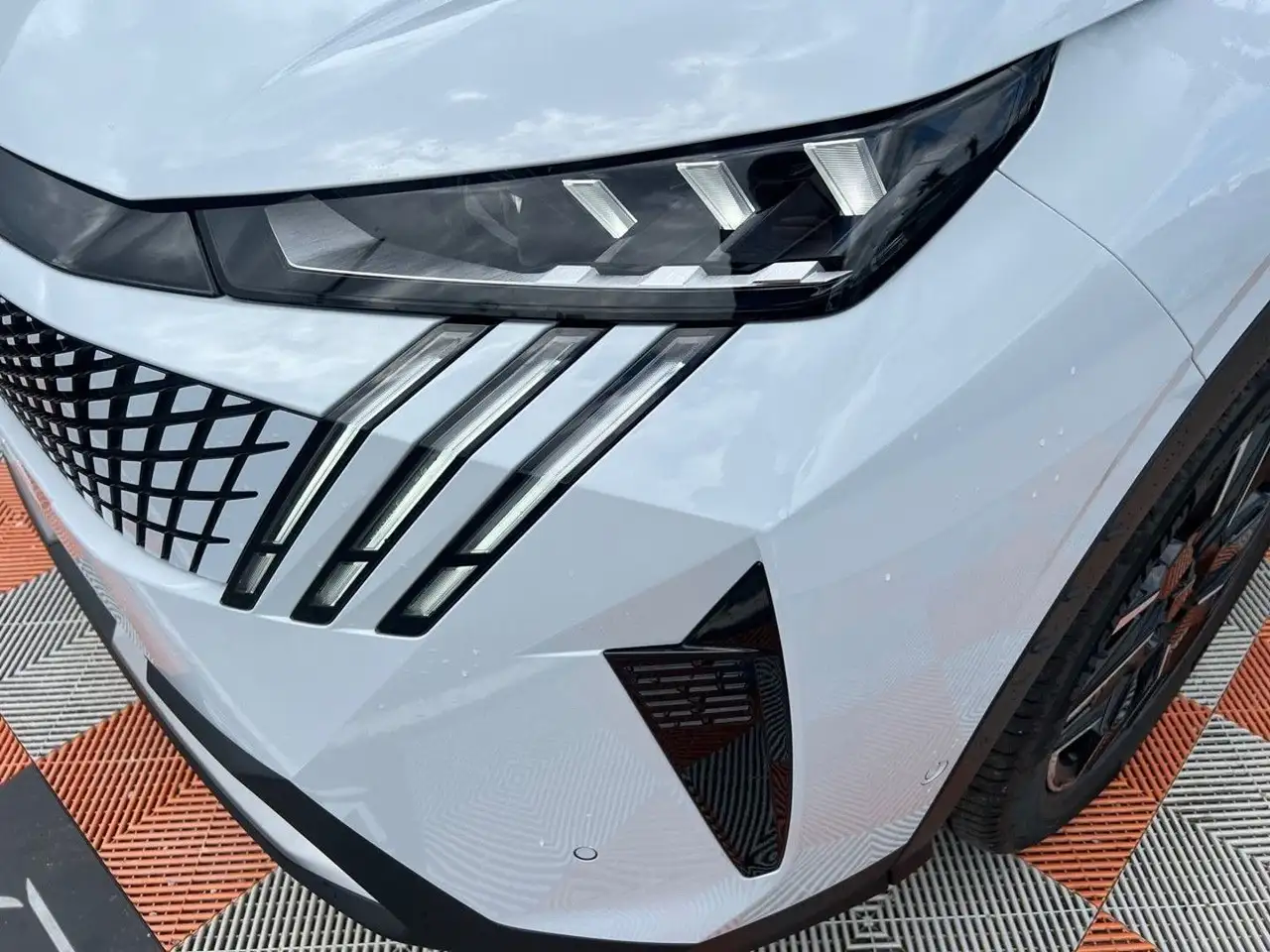 Peugeot 5008 2026 — фото 10