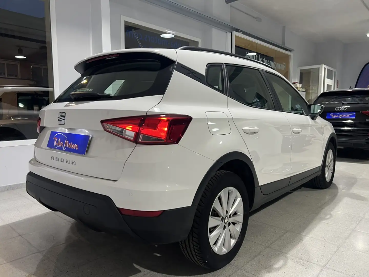 SEAT Arona 1.0 TSI Ecomotive S&S Style 115 Blanco - 2