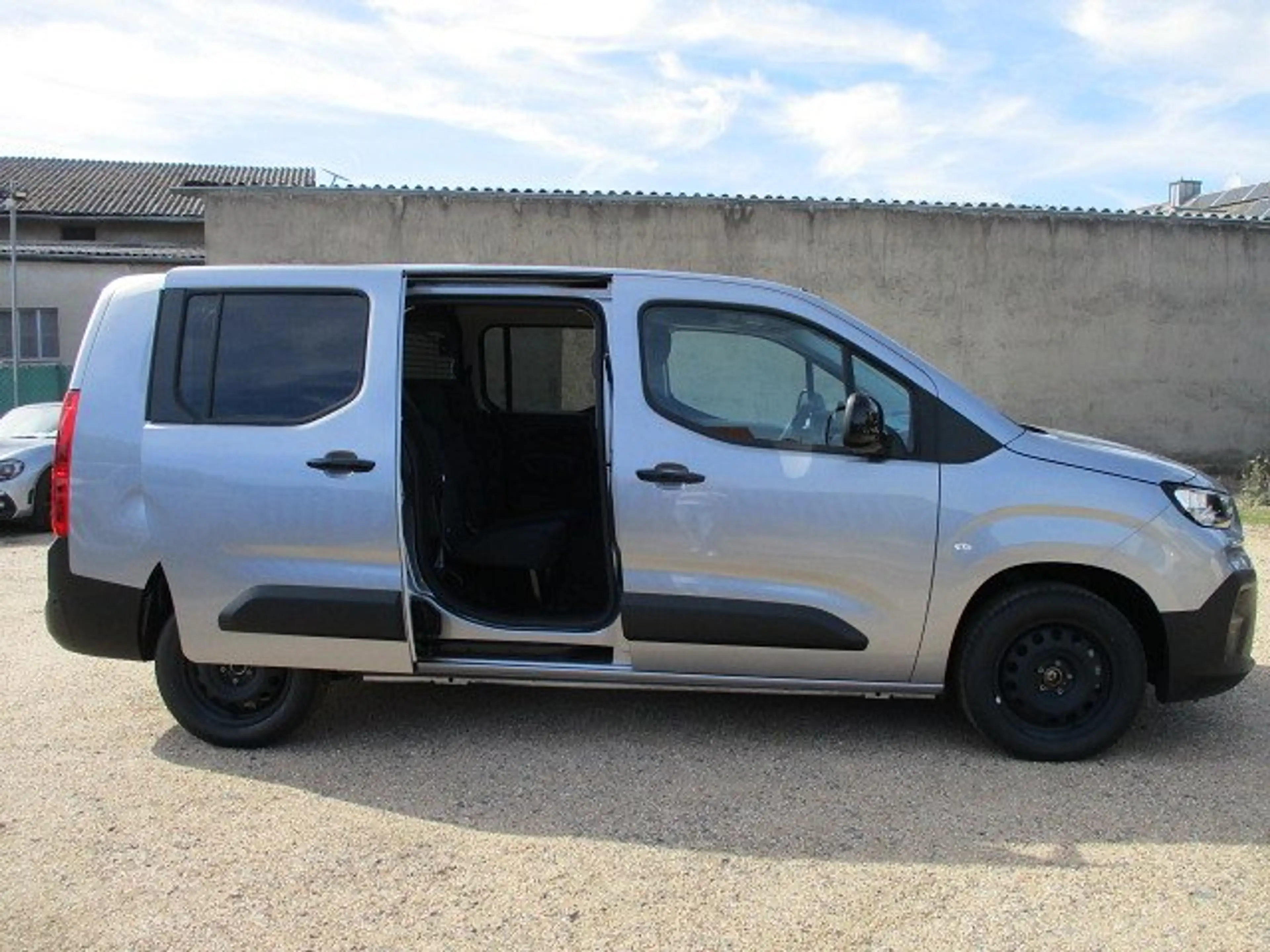 Fiat Doblo 1.5 BlueHDi 96 KW L2 — photo 5