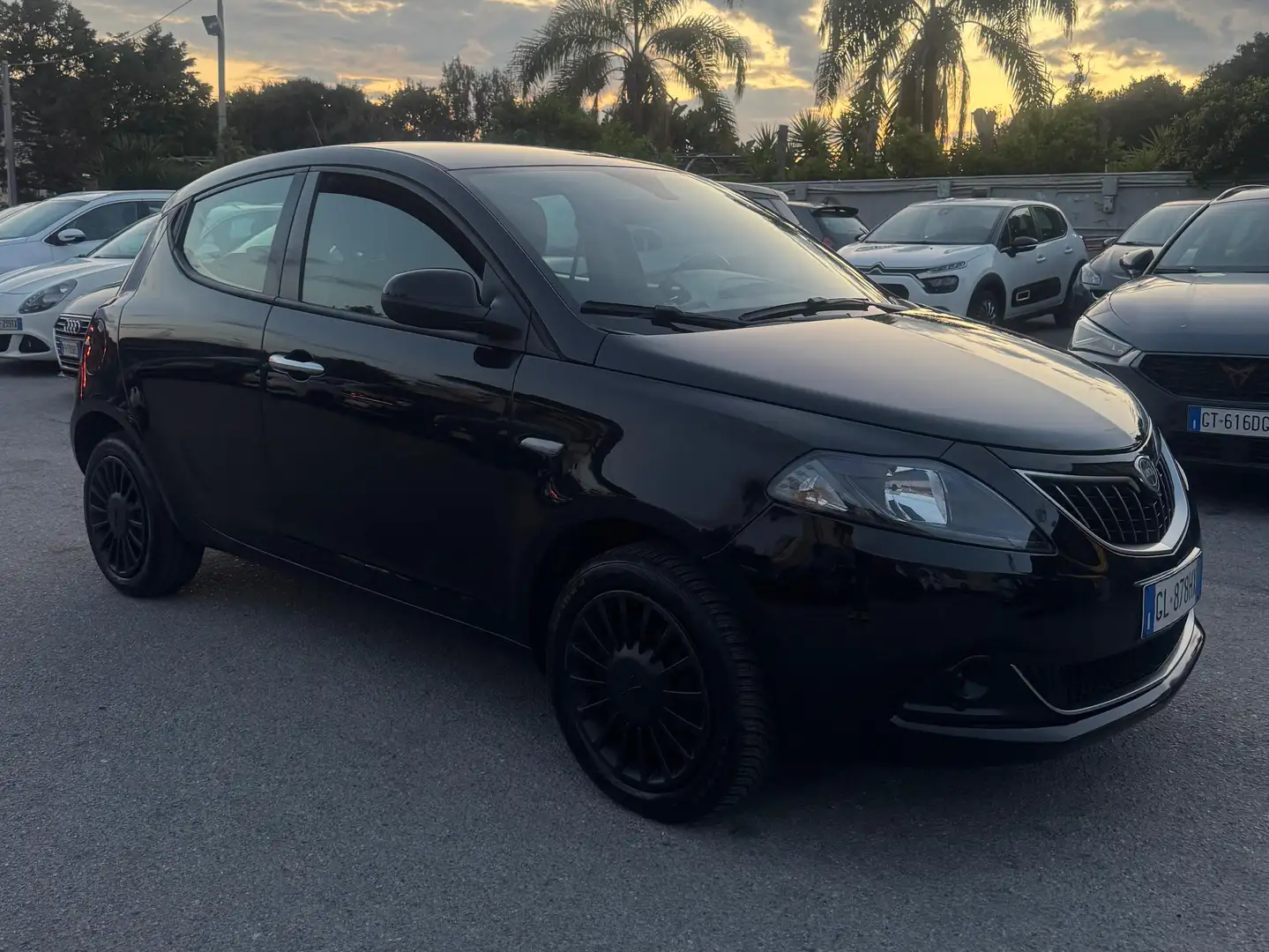 Lancia Ypsilon Ypsilon III 2021 1.0 firefly hybrid Gold s Nero - 1