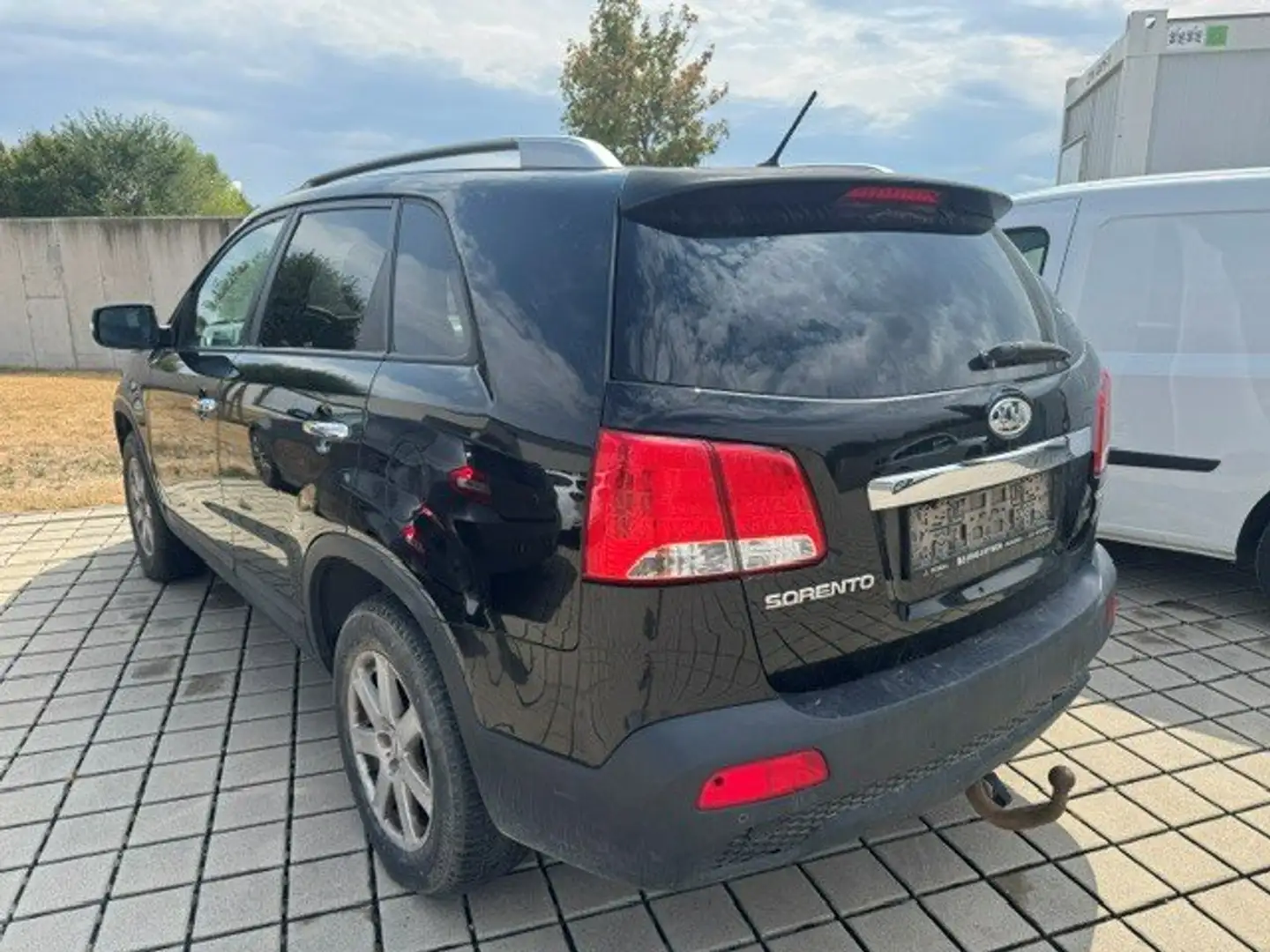 Kia Sorento CRDI Active 4 WD Aut. Schwarz - 2