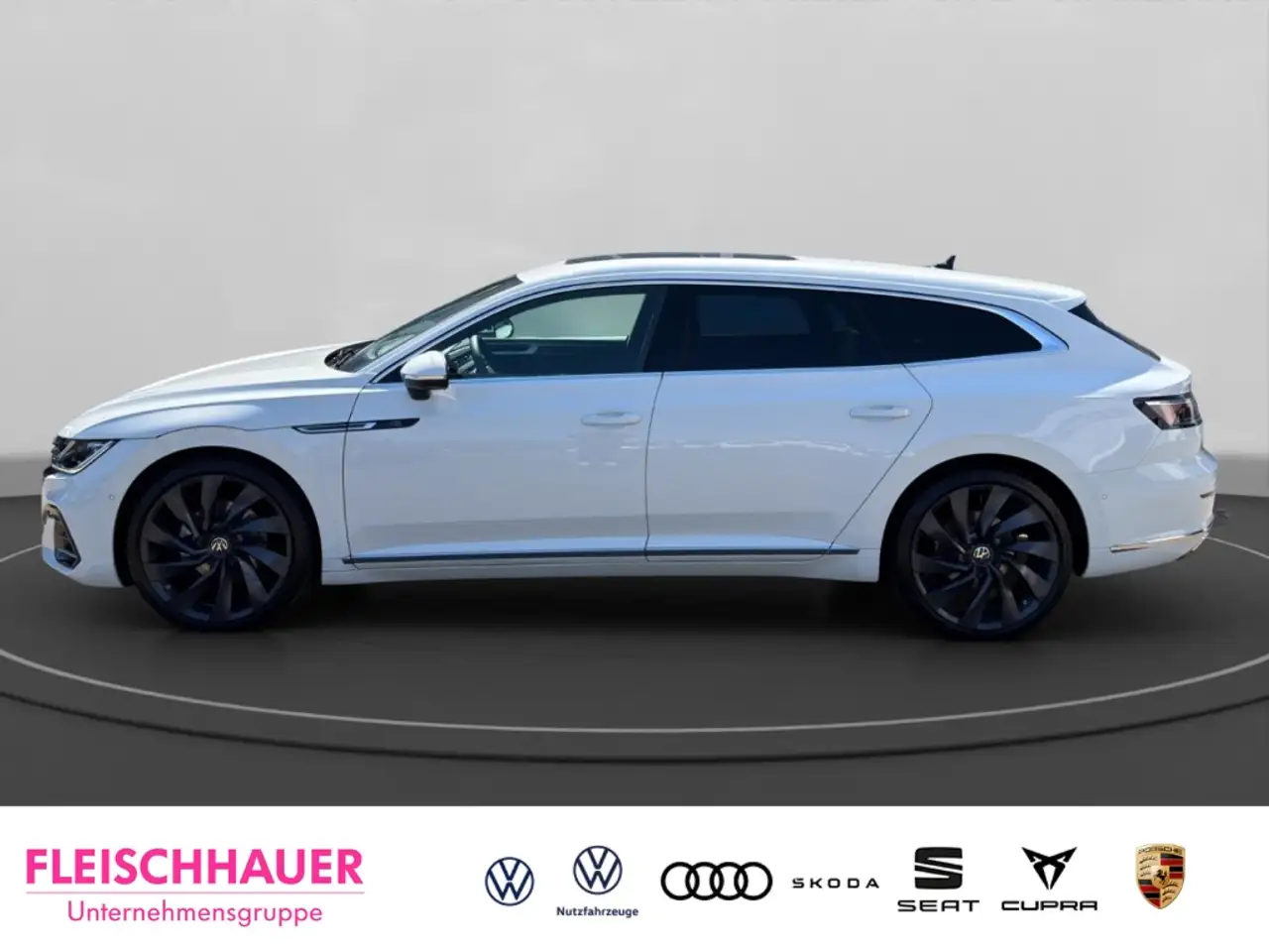 Volkswagen Arteon Shooting Brake 2,0TFSi R-Line Pano+AHK+Matrix+CarP 3