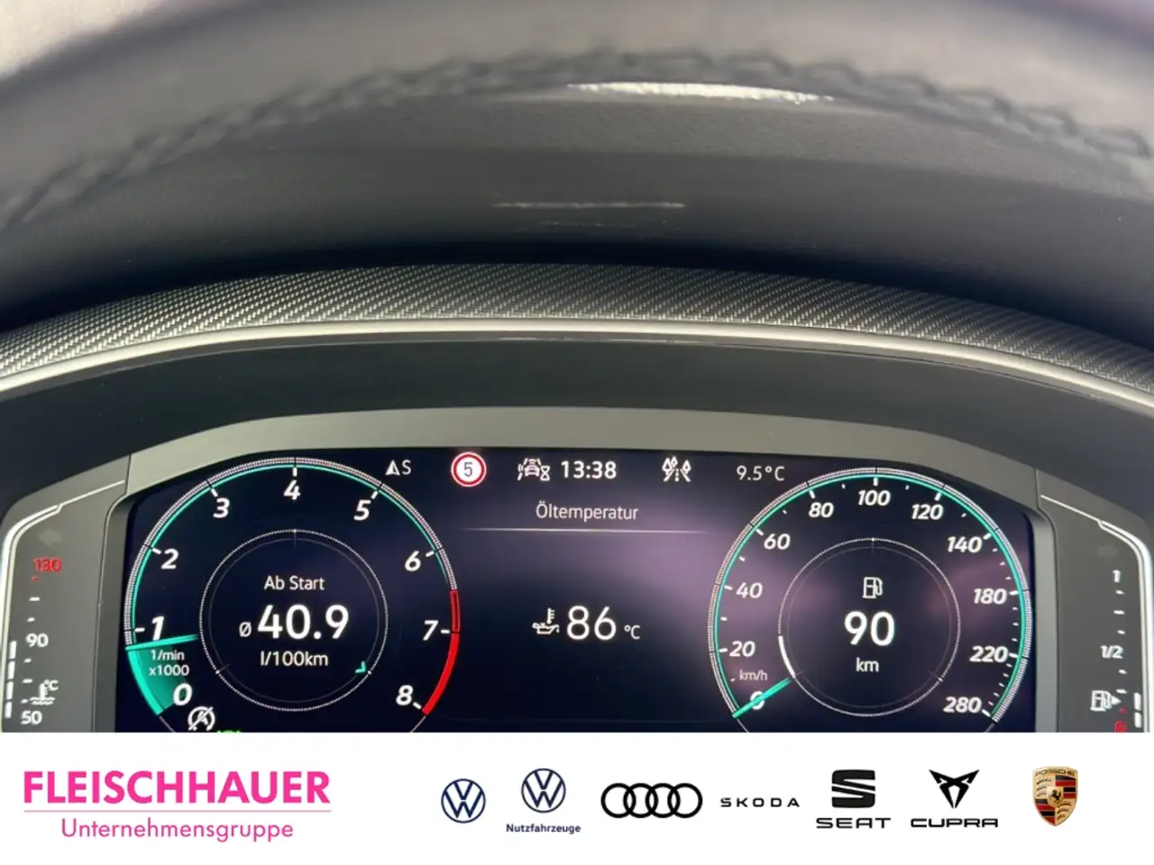 Volkswagen Arteon Shooting Brake 2,0TFSi R-Line Pano+AHK+Matrix+CarP 8