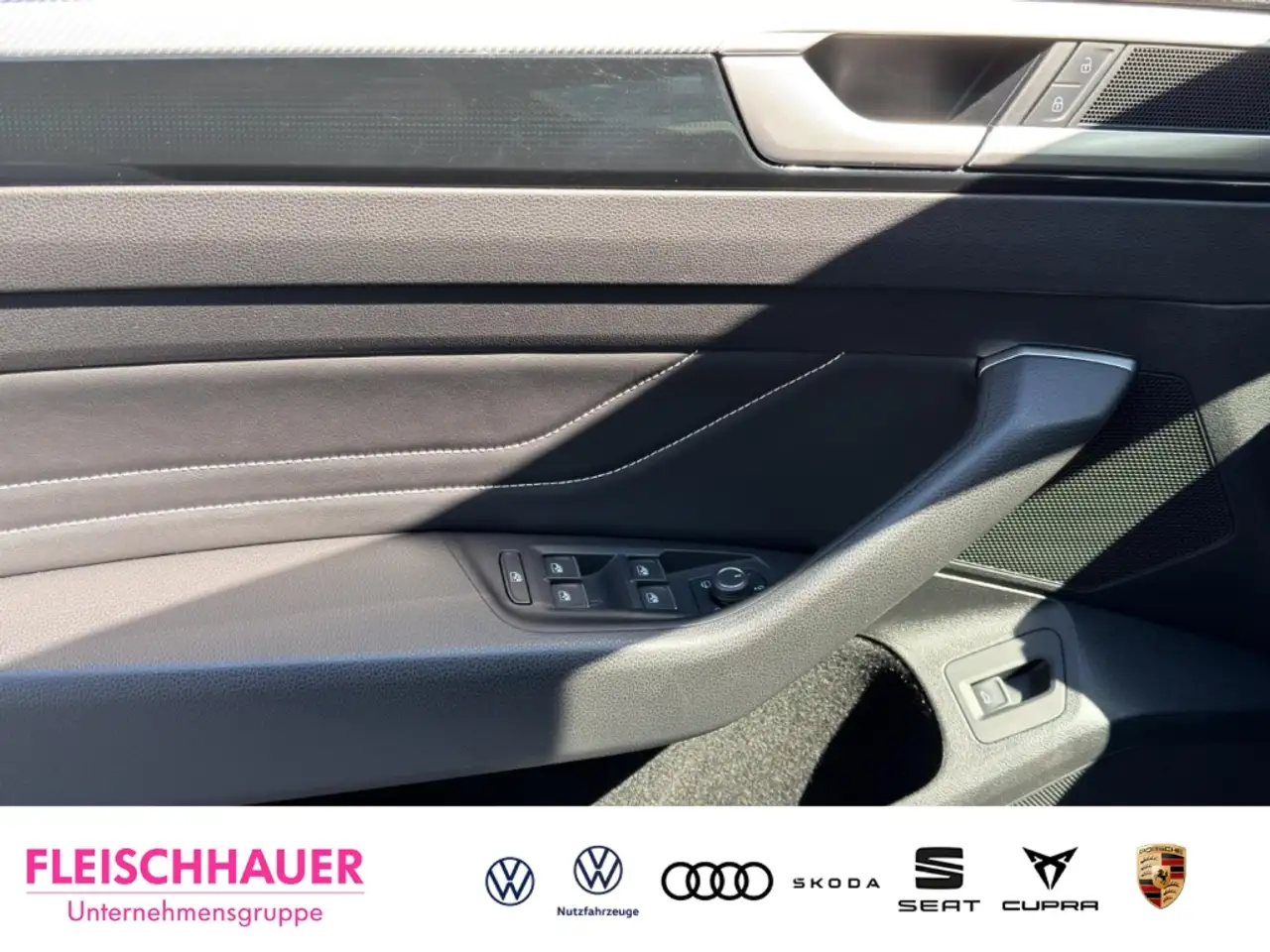 Volkswagen Arteon Shooting Brake 2,0TFSi R-Line Pano+AHK+Matrix+CarP 9