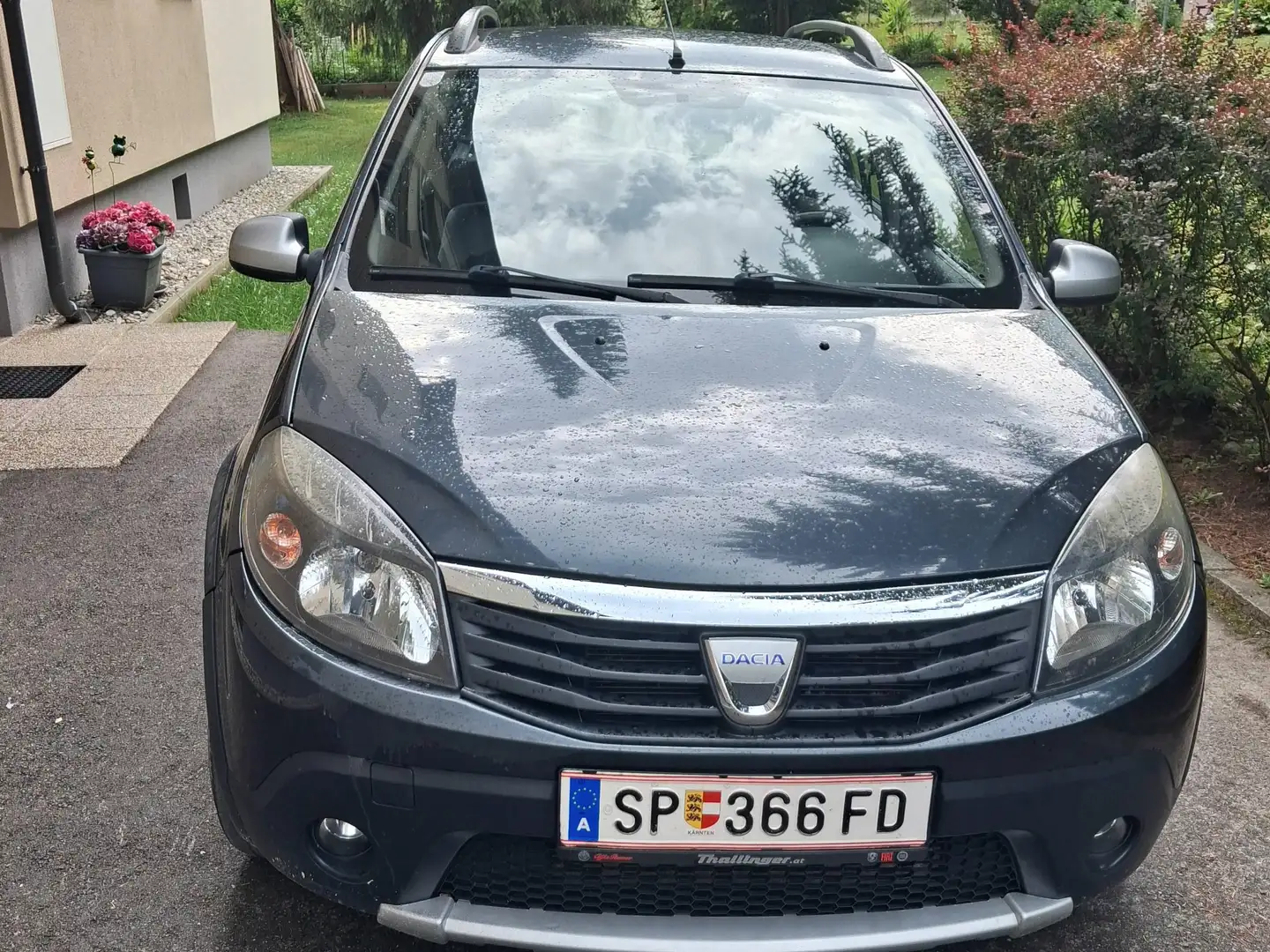 Dacia Sandero Sandero Stepway dCi 90 Stepway Grau - 1