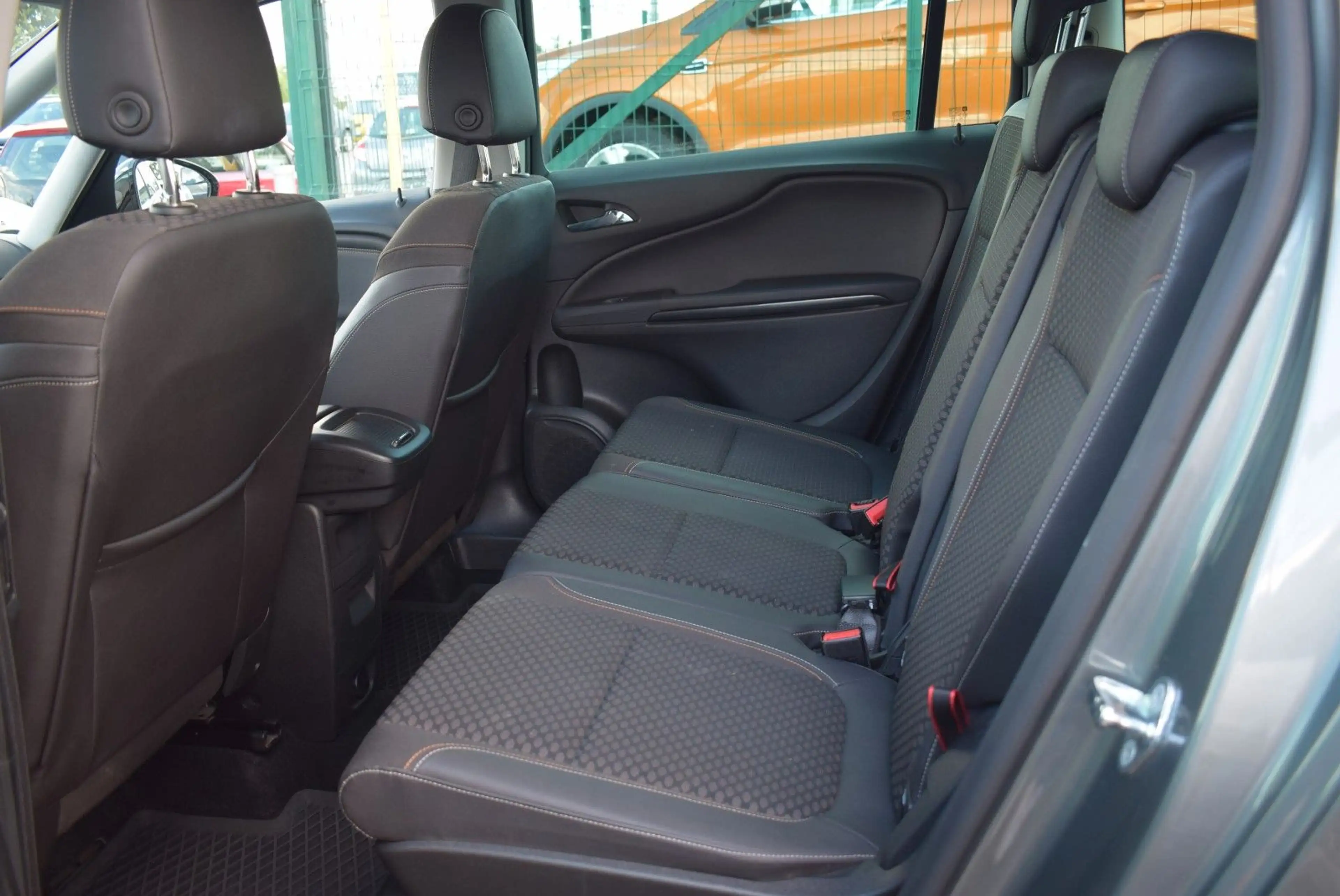 Opel Zafira C Innovation Start/Stop 1,4 T — photo 11