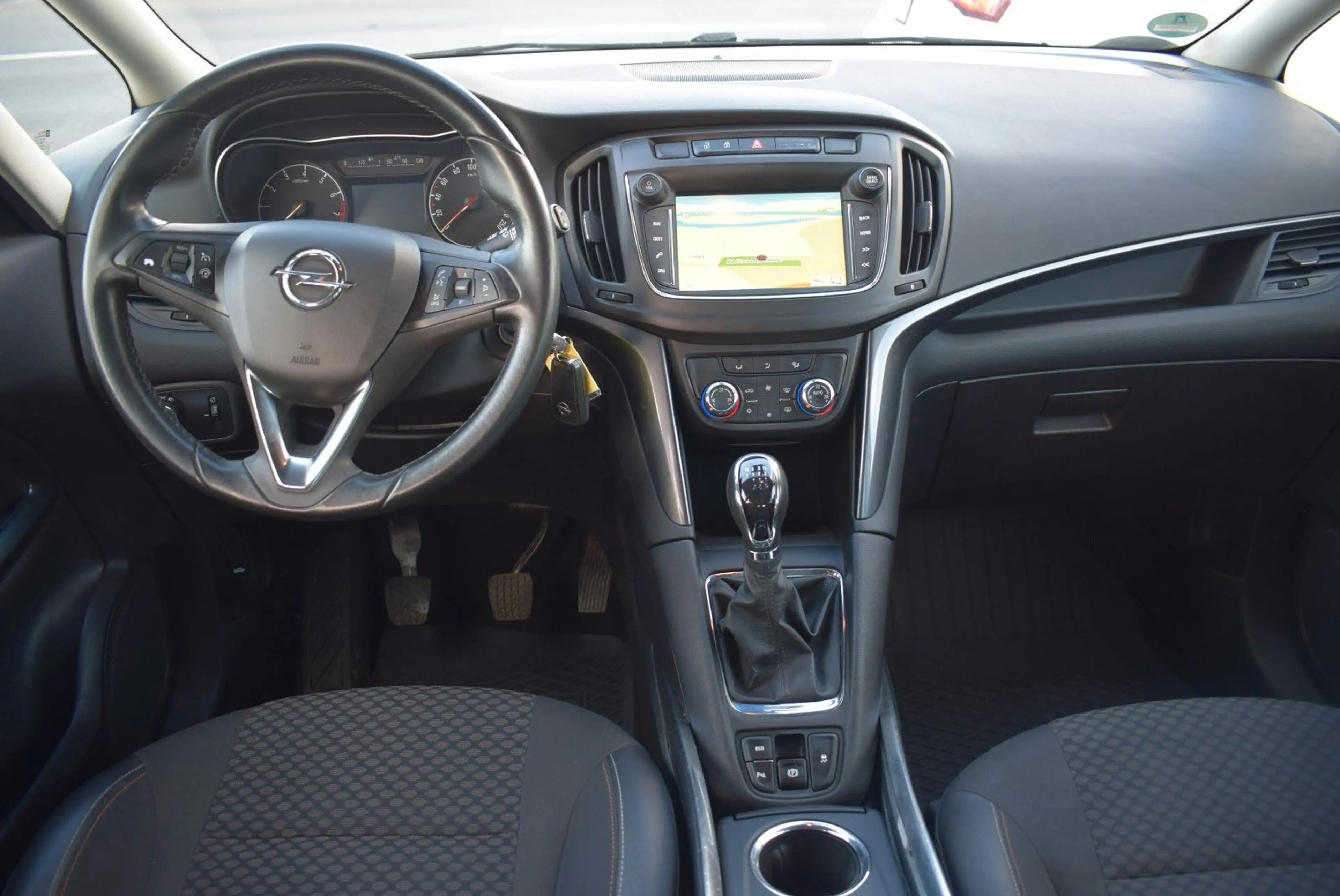 Opel Zafira C Innovation Start/Stop 1,4 T — photo 12