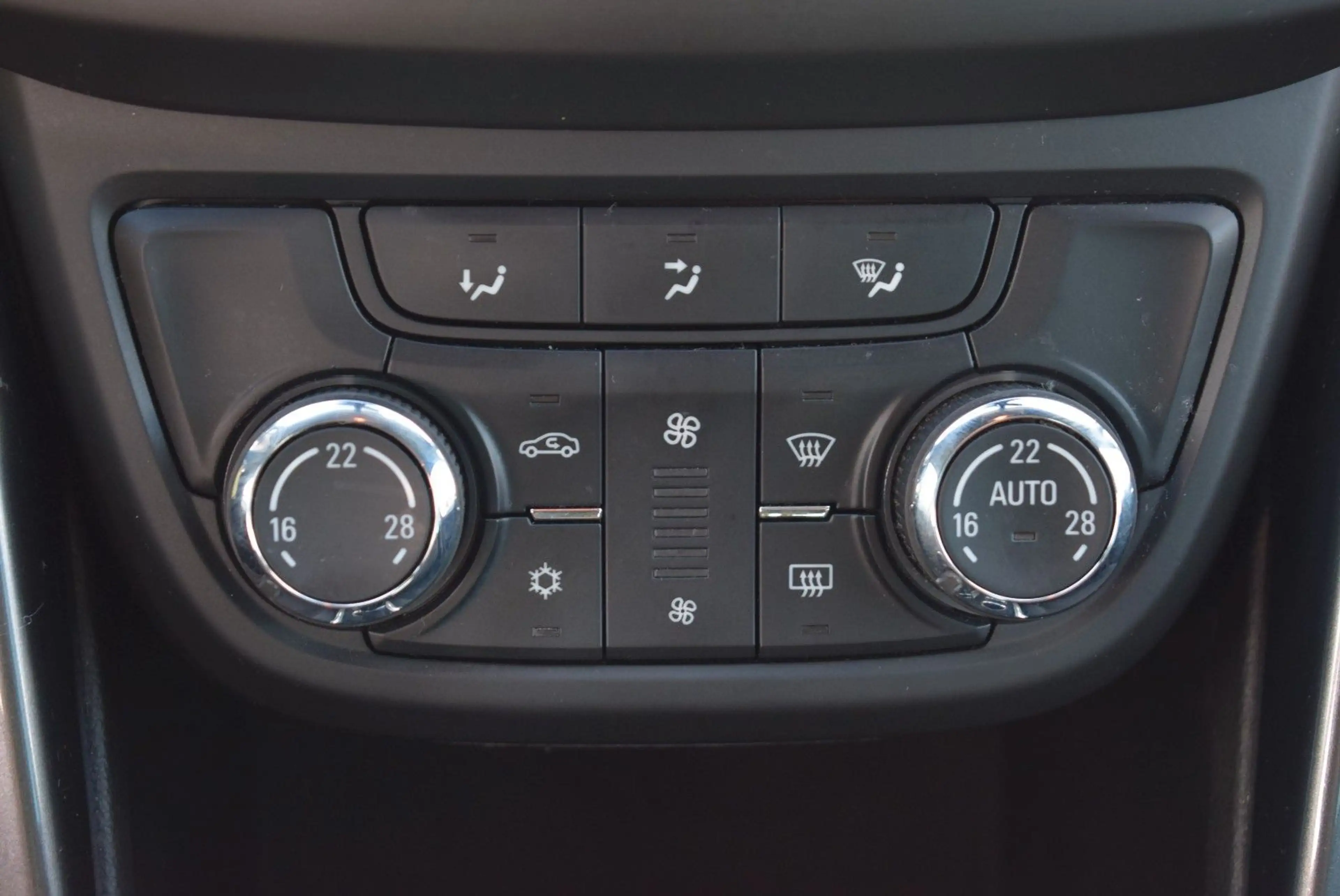 Opel Zafira C Innovation Start/Stop 1,4 T — photo 14