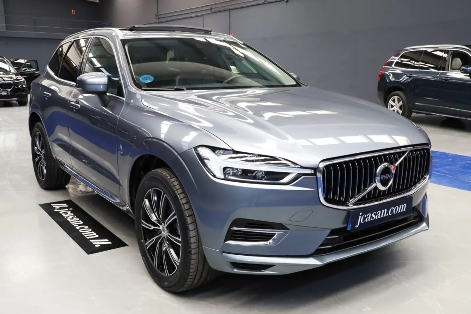 Volvo XC60 T6 Twin Recharge Inscription Expression Grigio - 2