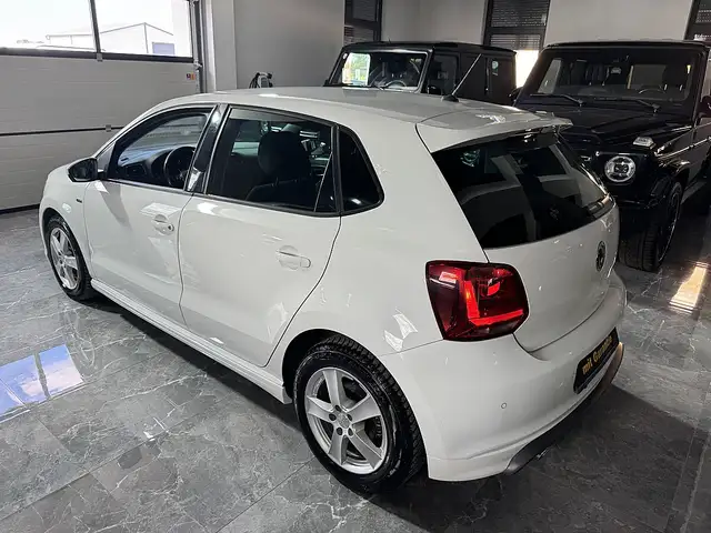 Volkswagen Polo view 9