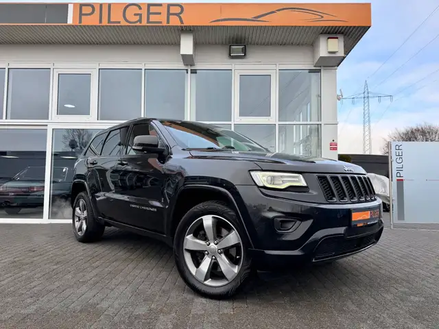 Jeep Grand Cherokee Pano*Kam*Leder*LED*Ahk*ACC*Lhz