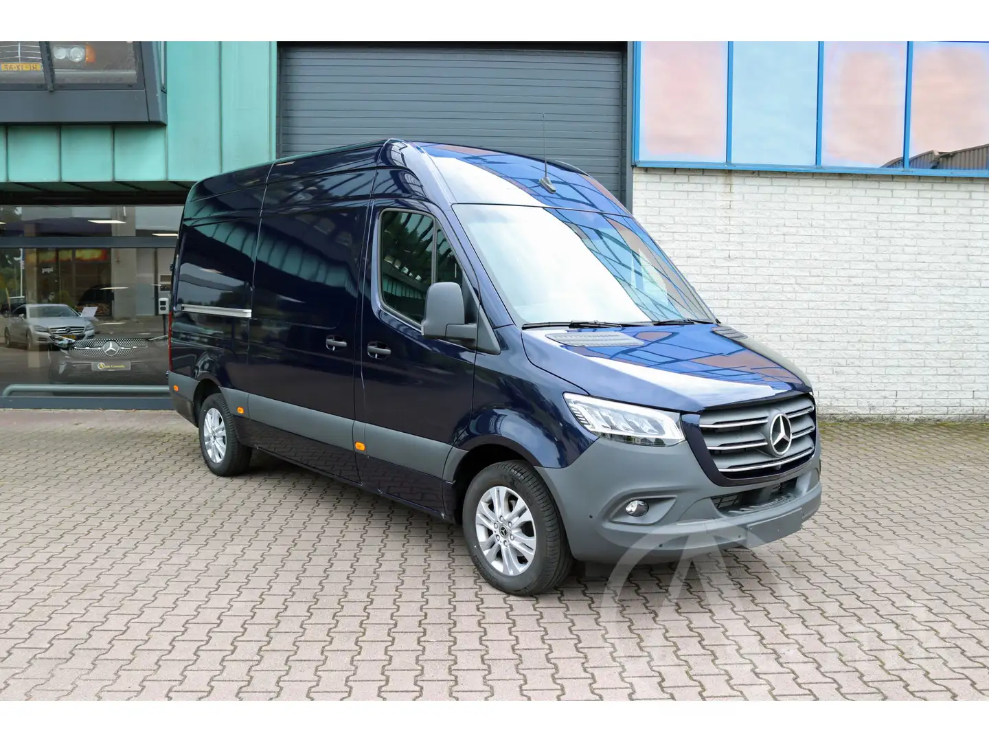 Mercedes-Benz Sprinter 319 CDI L2H2 BPM vrij 360° ALARM KL3 DISTRONIC MBU Blauw - 1