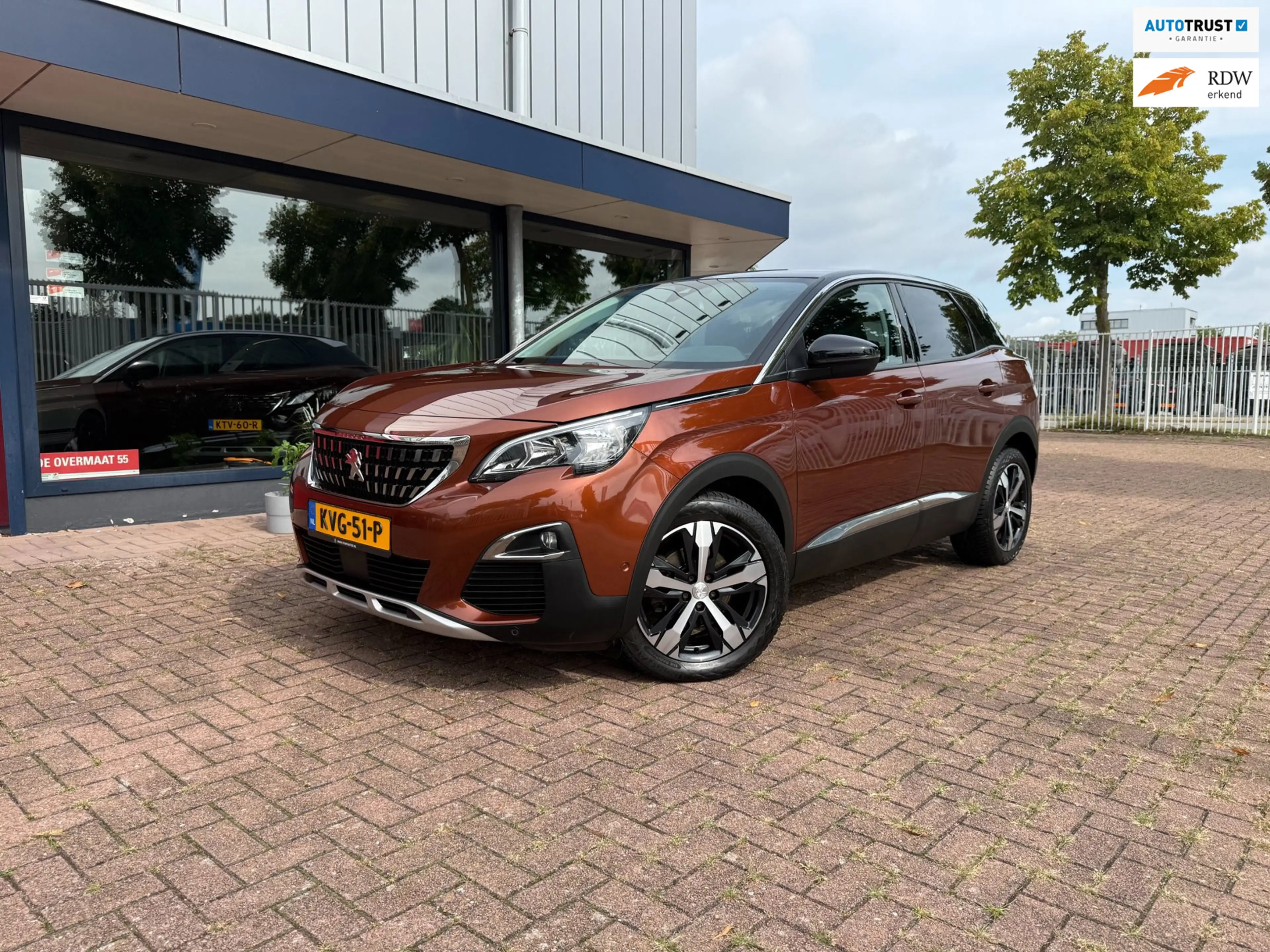 Peugeot 3008 1.2 PureTech Allure | Automaat | Carplay | Cam