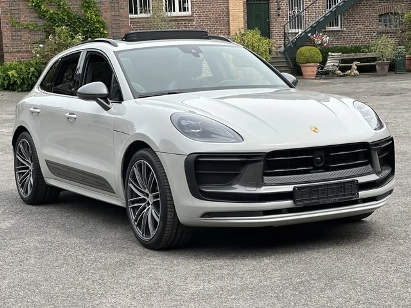Porsche Macan T PANORAMA*KAMERA*21 TURBO*ABSTANDSREGELTE Grau - 1