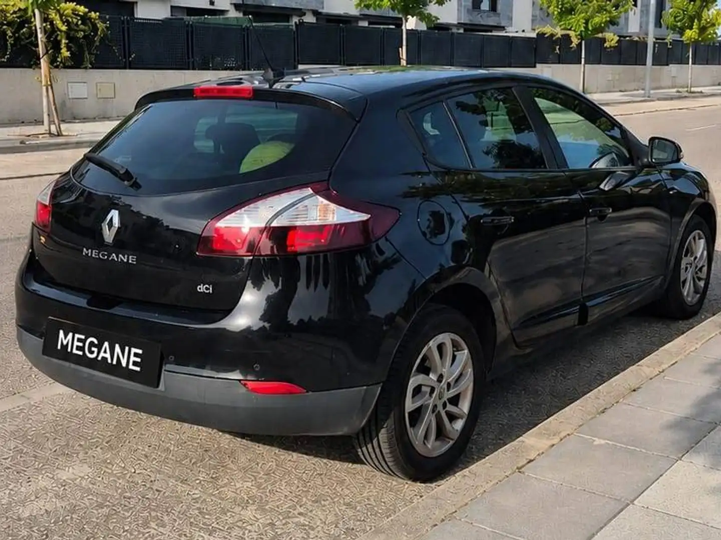 Renault Megane Limited Energy dCi 110 SS Euro 6 Negro - 2