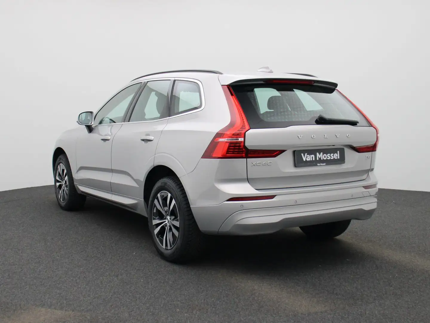 Volvo XC60 2.0 B4 AWD Momentum Pro NAVI | LED | CAMERA | Appl Grijs - 2