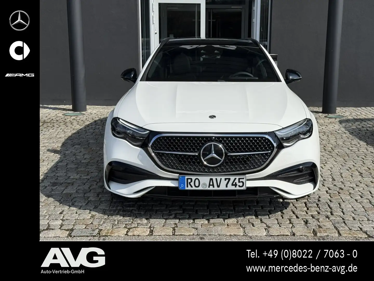 Mercedes-Benz E 220 E 220 d T AMG Pano DIGITAL AHK 4D® 360° Night Weiß - 2