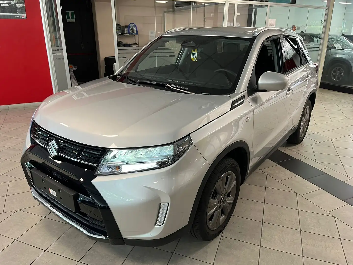 Suzuki Vitara 1.4h Cool+ 2wd  da 20.990€ Bronz - 1