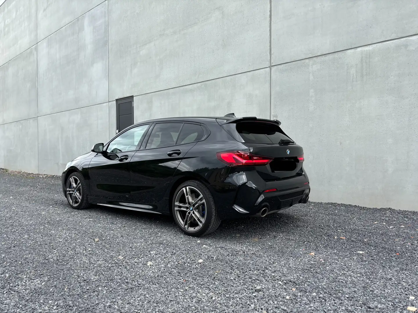 BMW 135 M135i xDrive Black - 2