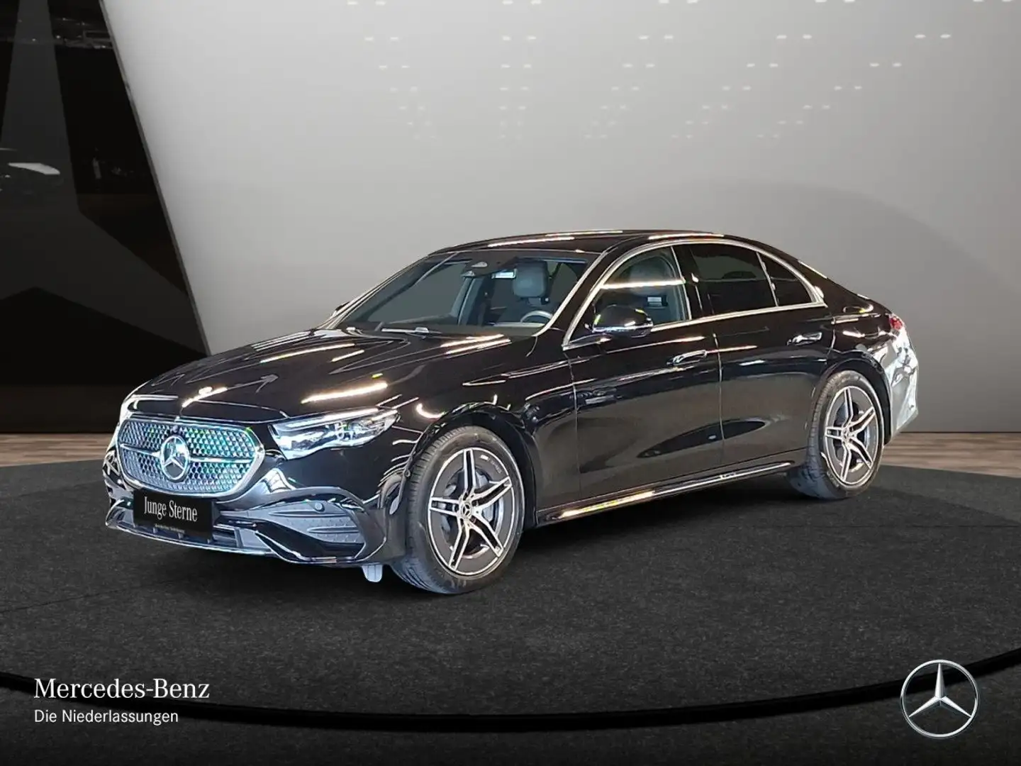 Mercedes-Benz E 300 e Hybrid AMG 360° Distr. HUD AHK Totwinkel Schwarz - 2