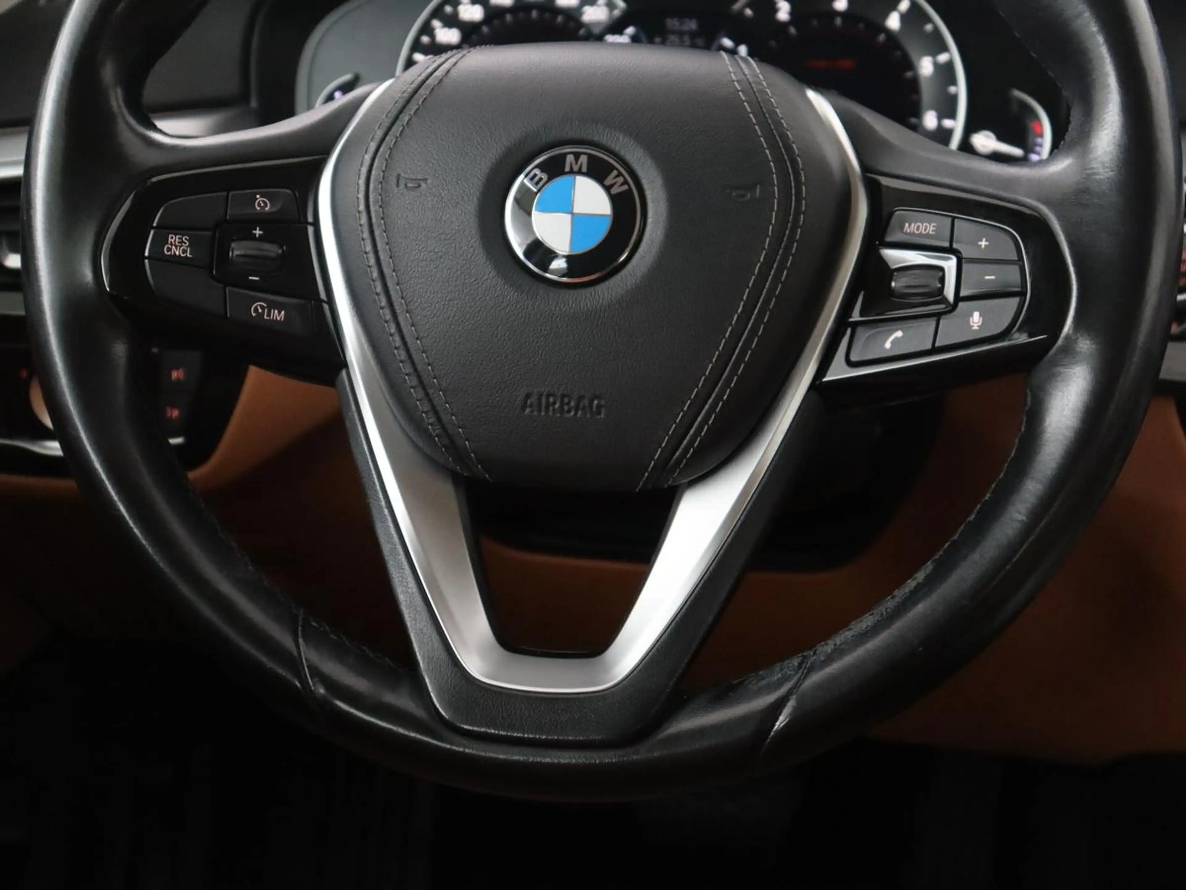 BMW 530 5-serie 530i High Executive | Trekhaak | LED | Nav — photo 7