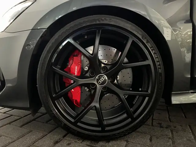 Audi RS3 view 10