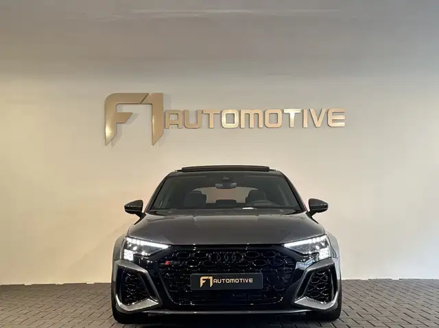 Audi RS3 view 3