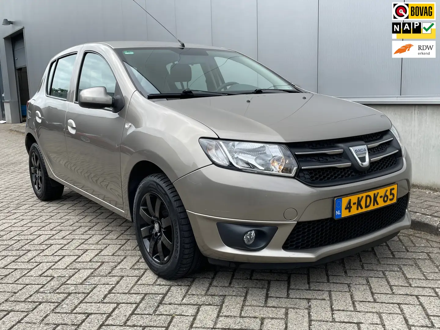 Dacia Sandero 0.9 TCe Lauréate / Airco / Navigatie Bruin - 1