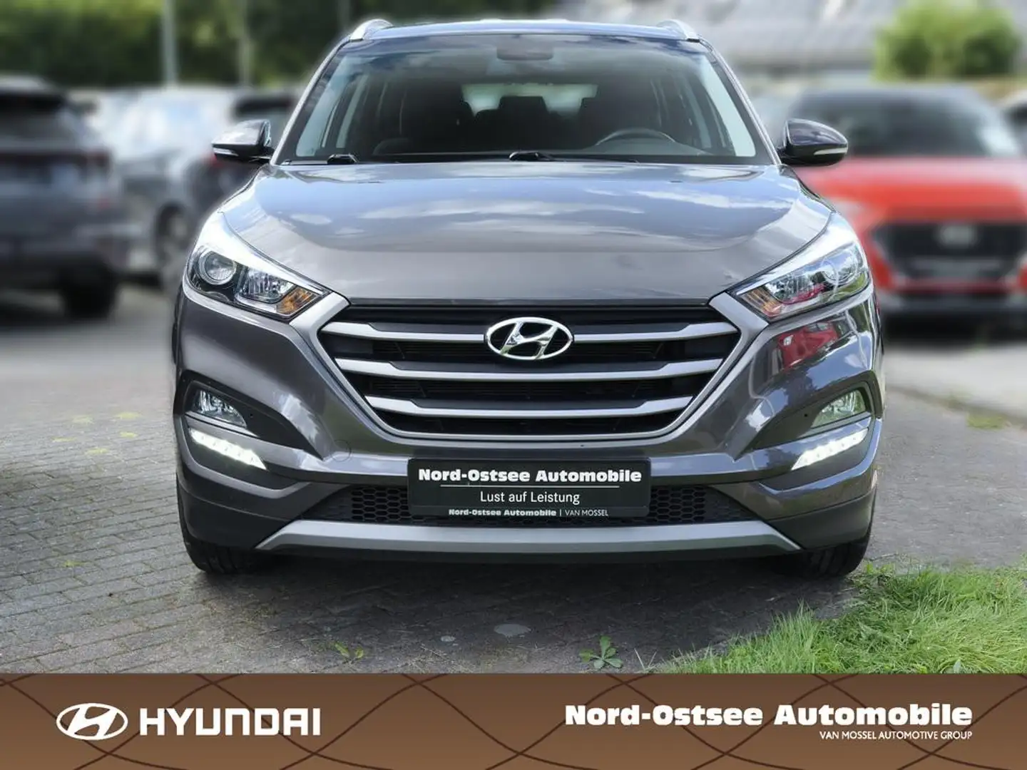 Hyundai TUCSON 1.6 TREND BLUE 2WD TEMPO PDC KLIMA SHZ - 2