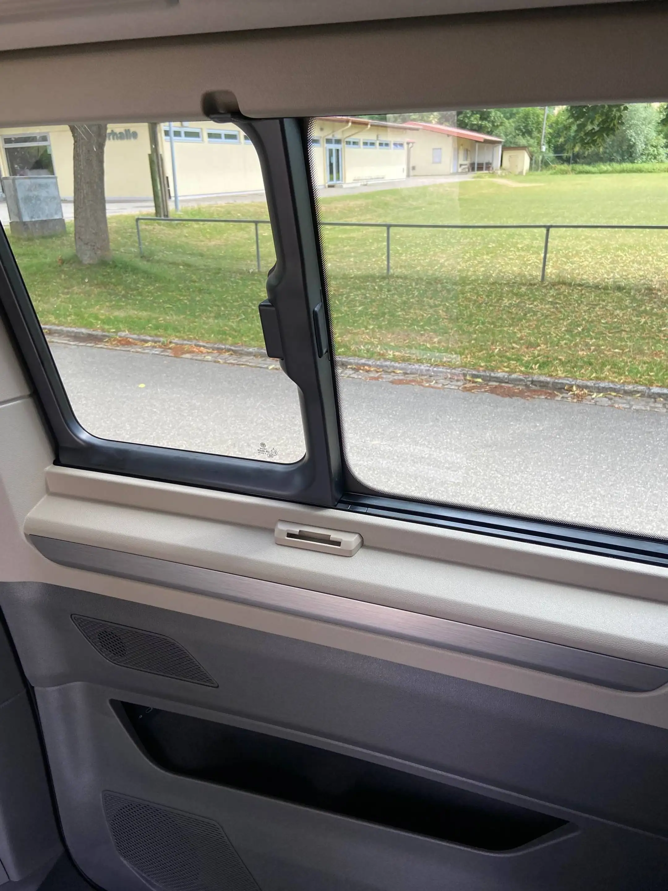 Volkswagen T7 California Ocean,elekt.Hochdach Park+Top Packet,Küche,18Z,AHK — photo 11