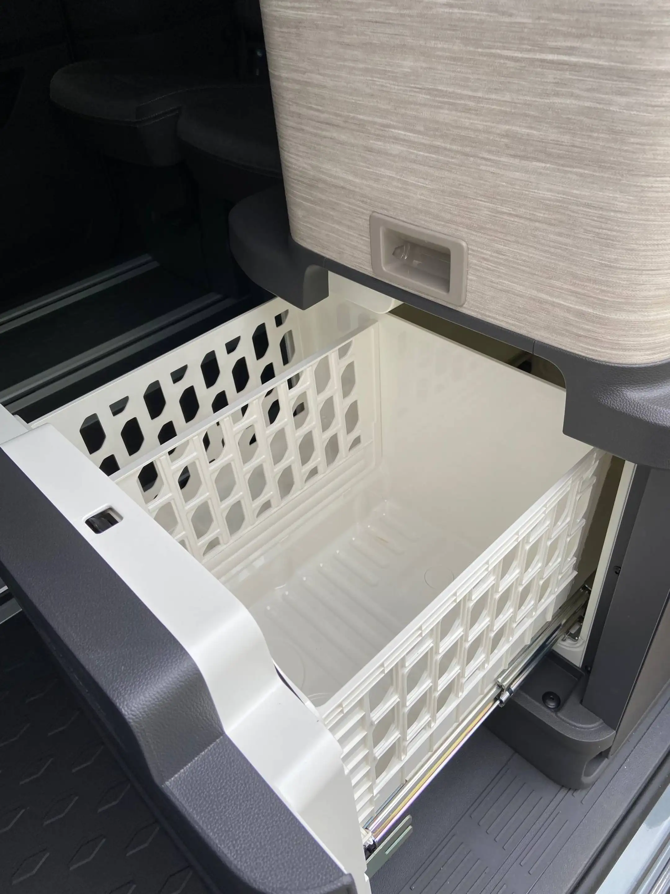 Volkswagen T7 California Ocean,elekt.Hochdach Park+Top Packet,Küche,18Z,AHK — photo 8