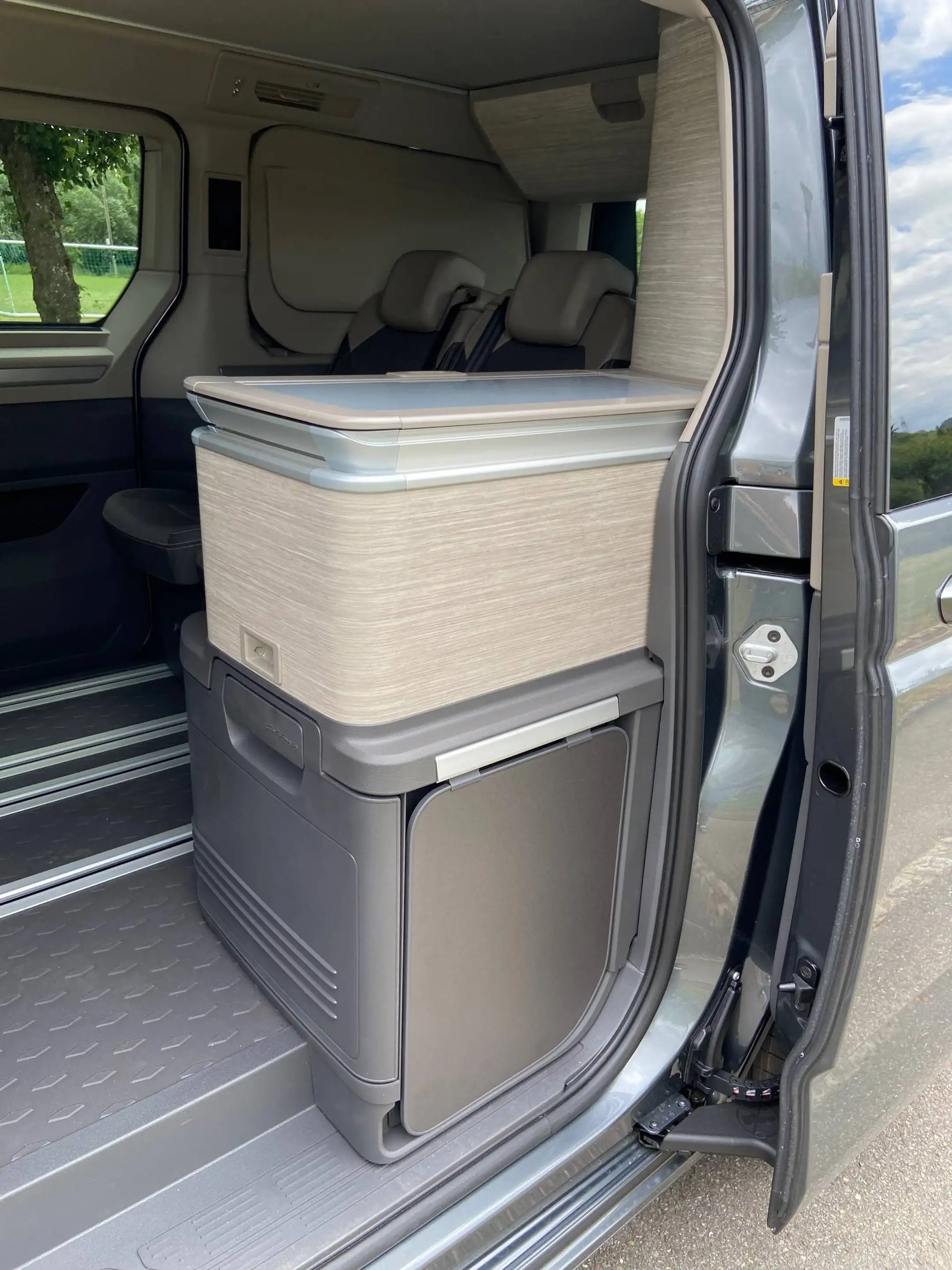 Volkswagen T7 California Ocean,elekt.Hochdach Park+Top Packet,Küche,18Z,AHK — photo 7