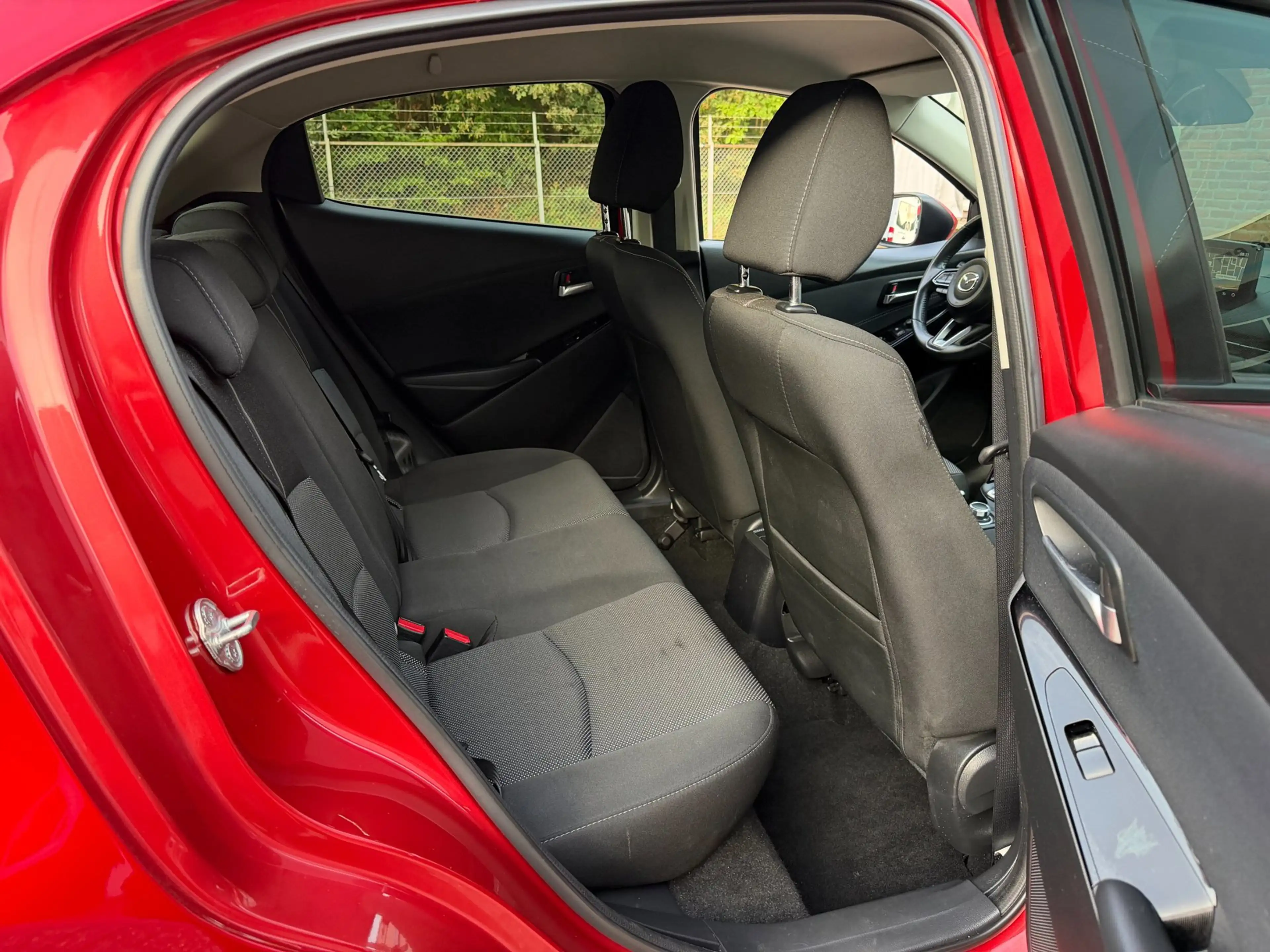 Mazda 2 1.5 Skyactiv-G GT-M, Automaat, Navi, Camera, Head — photo 27