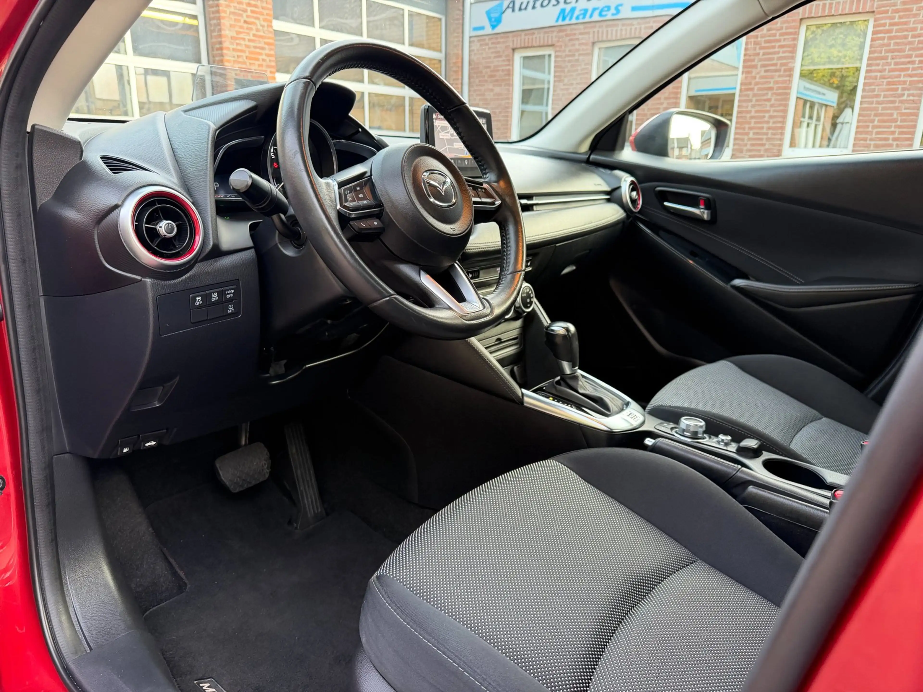 Mazda 2 1.5 Skyactiv-G GT-M, Automaat, Navi, Camera, Head — photo 6