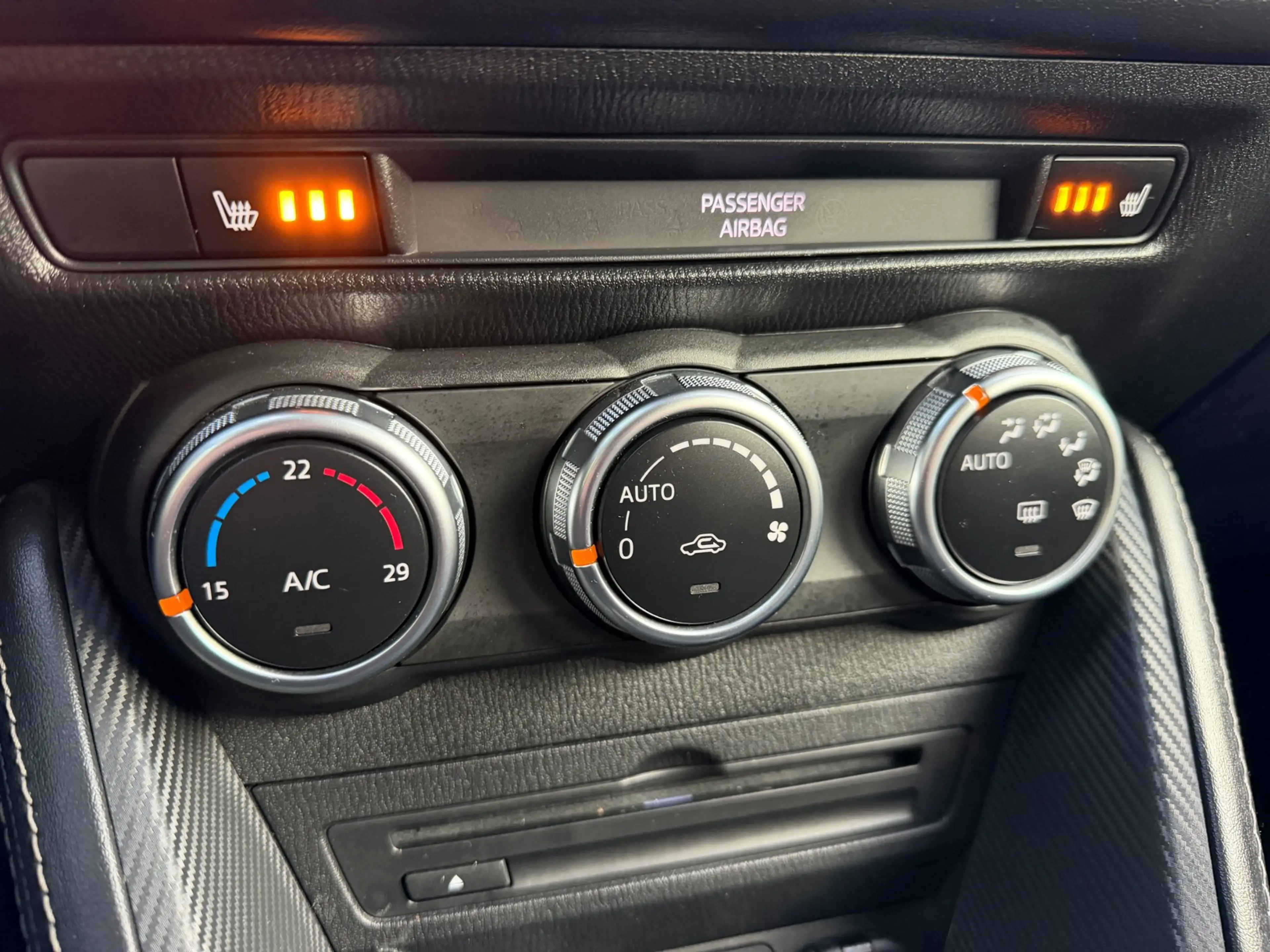 Mazda 2 1.5 Skyactiv-G GT-M, Automaat, Navi, Camera, Head — photo 14
