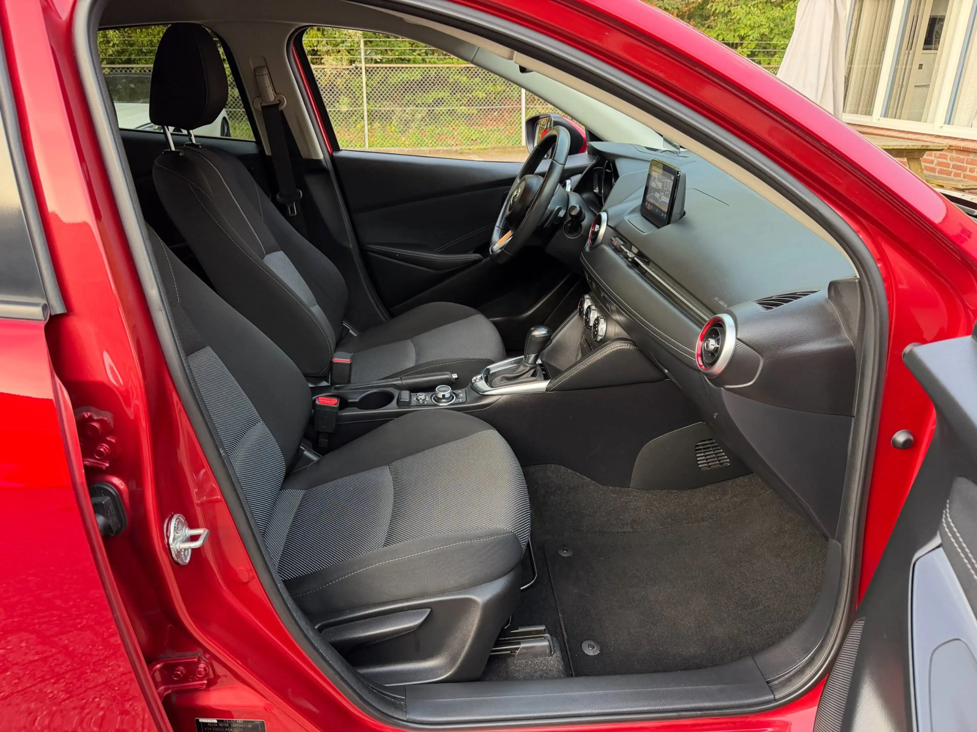Mazda 2 1.5 Skyactiv-G GT-M, Automaat, Navi, Camera, Head — photo 8