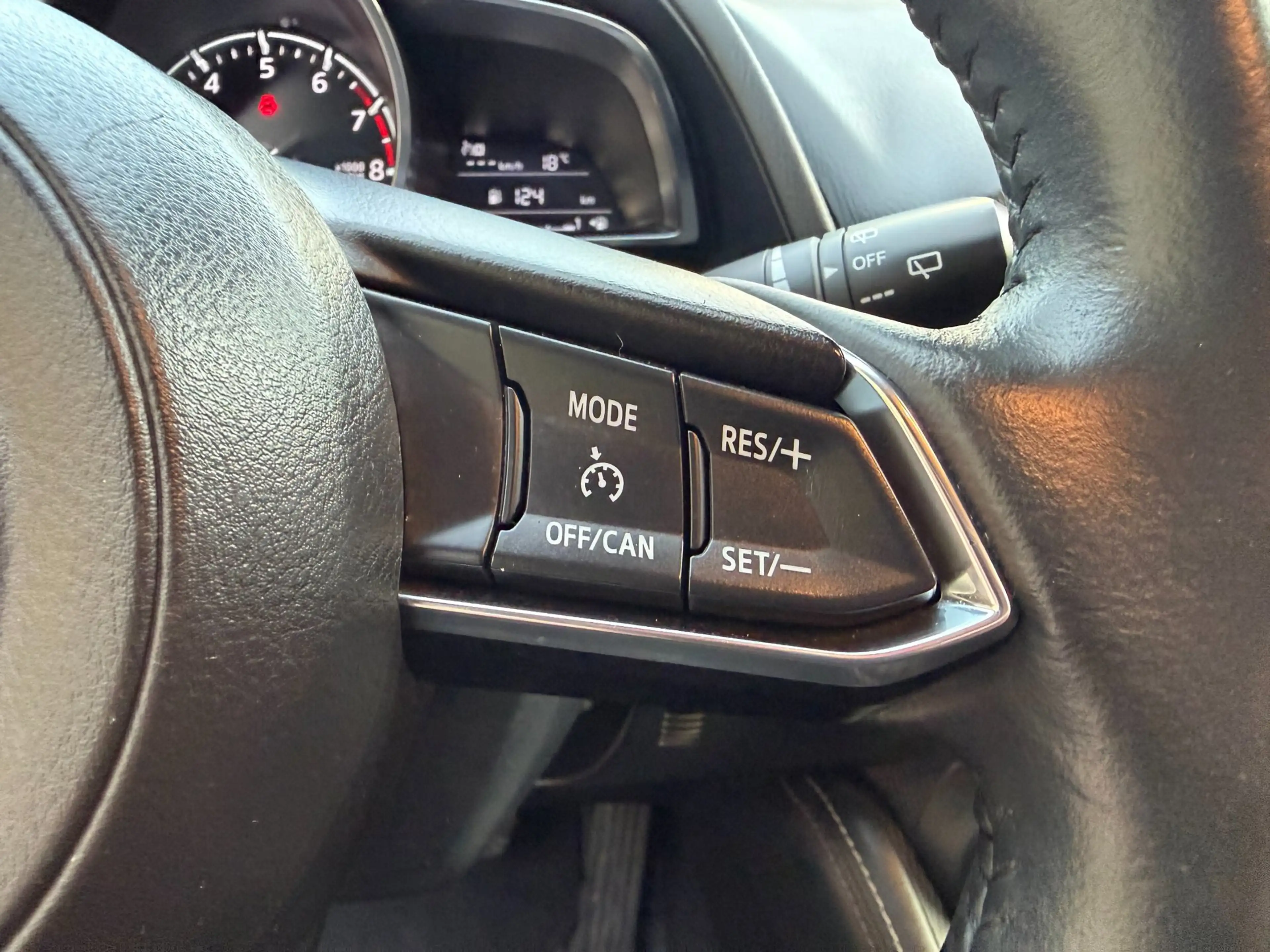Mazda 2 1.5 Skyactiv-G GT-M, Automaat, Navi, Camera, Head — photo 17