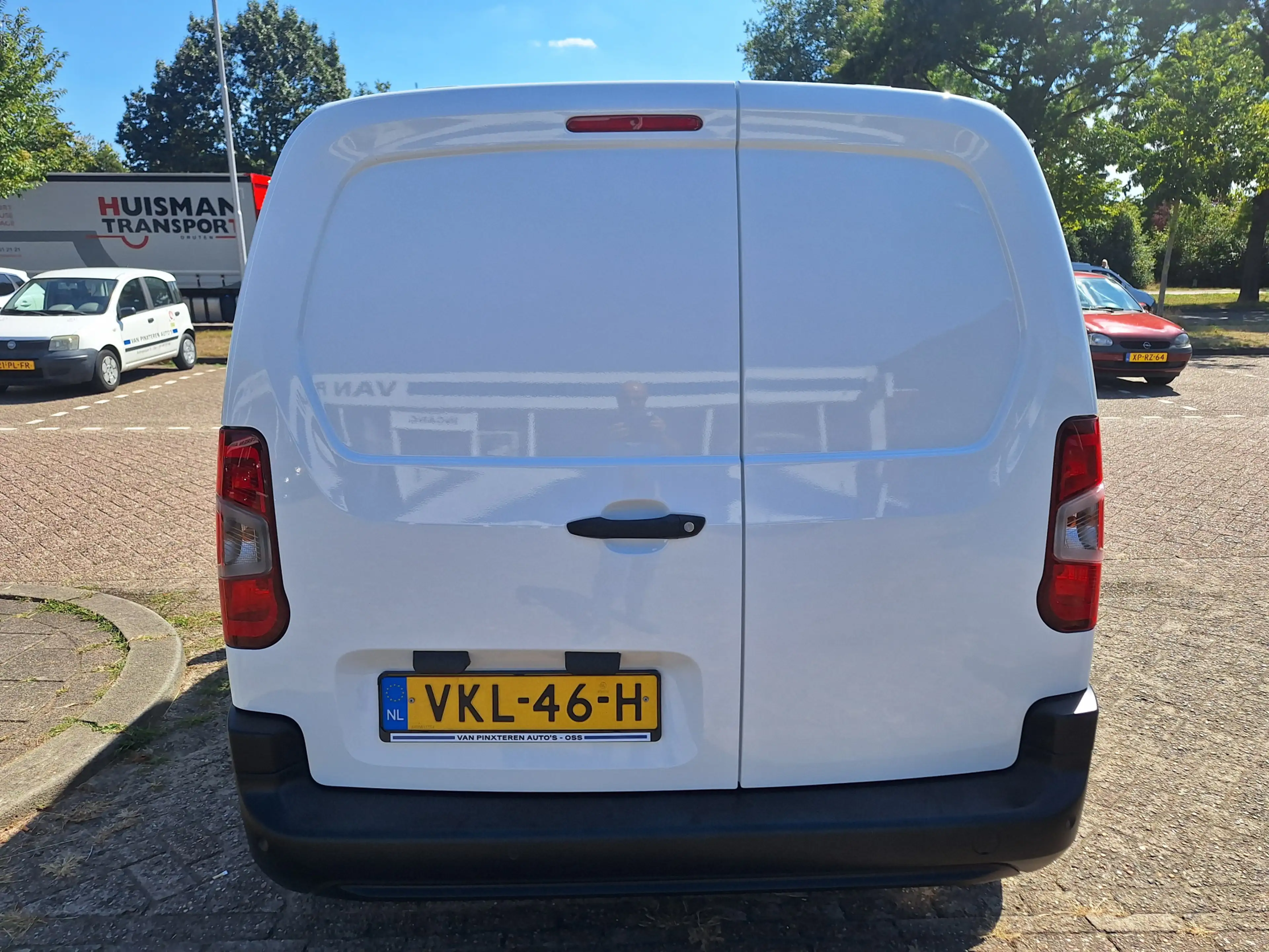 Peugeot Partner 1.2 PureTech Premium — photo 6