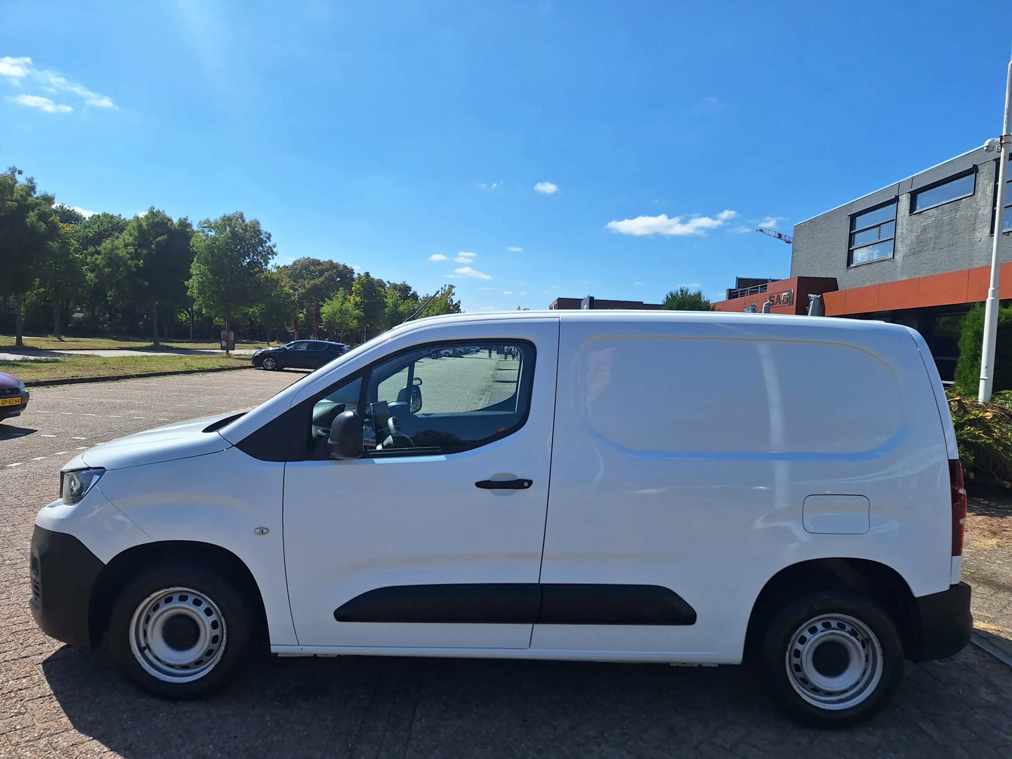 Peugeot Partner 1.2 PureTech Premium — photo 7
