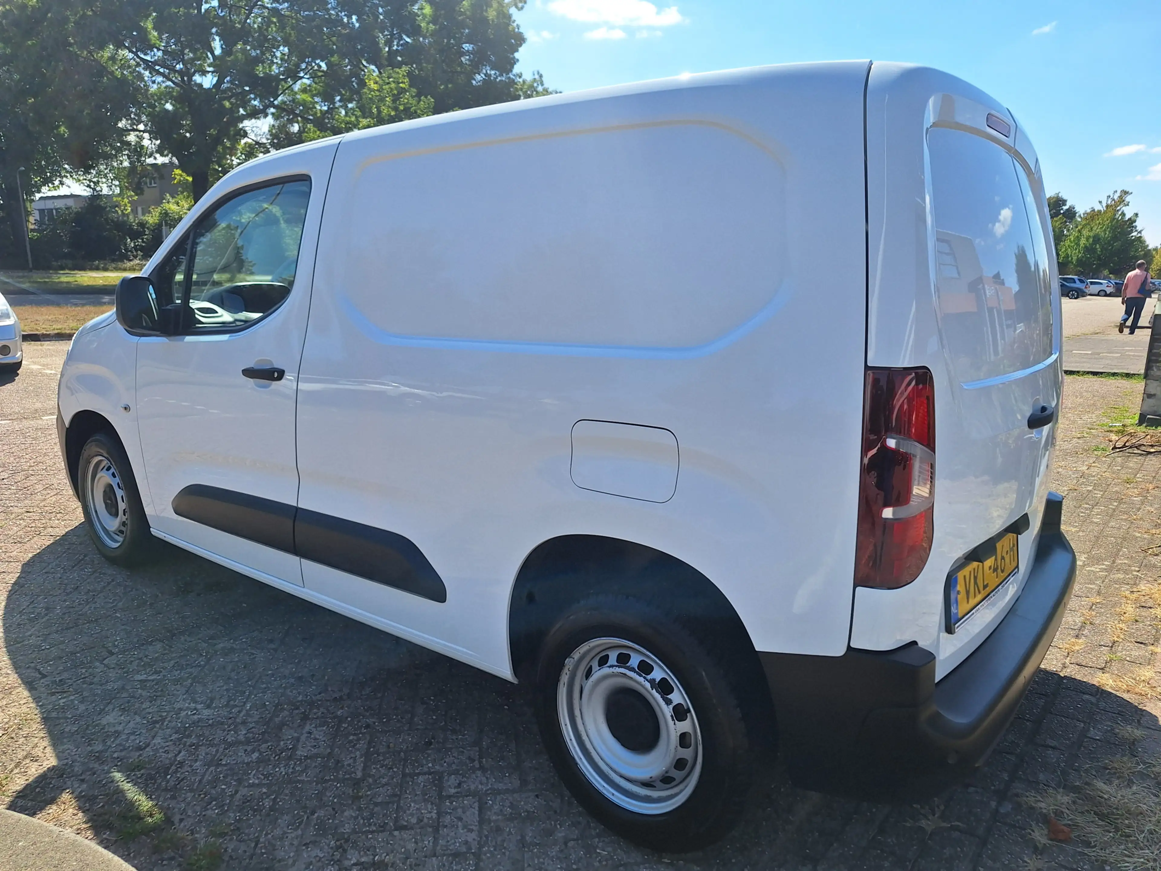 Peugeot Partner 1.2 PureTech Premium — photo 3