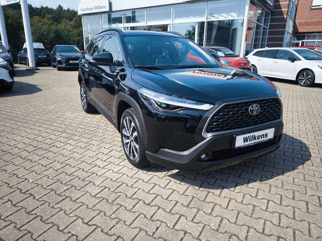 Imagine Toyota Corolla Cross Hybrid FWD Team Deutschland