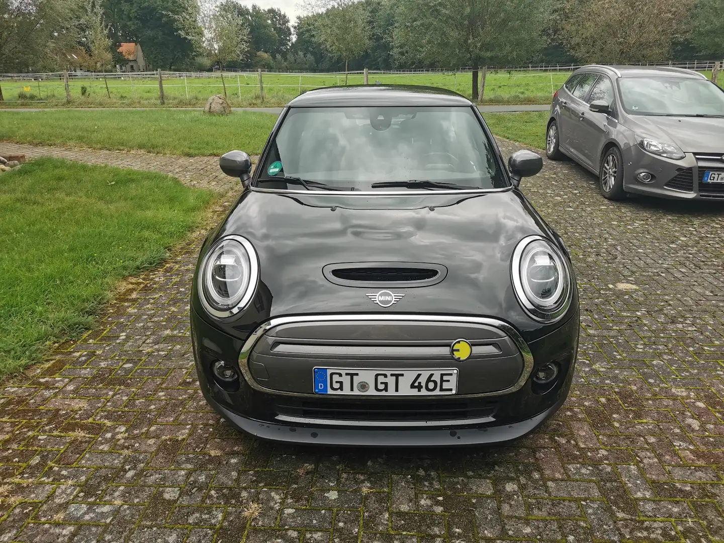MINI Cooper SE Trim M - 2