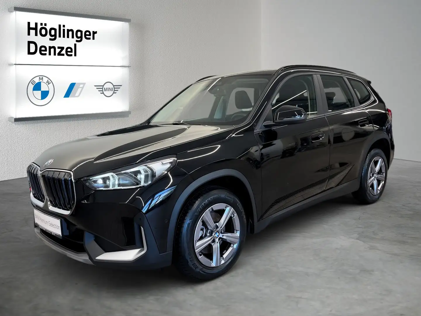 BMW X1 xDrive20d Schwarz - 2