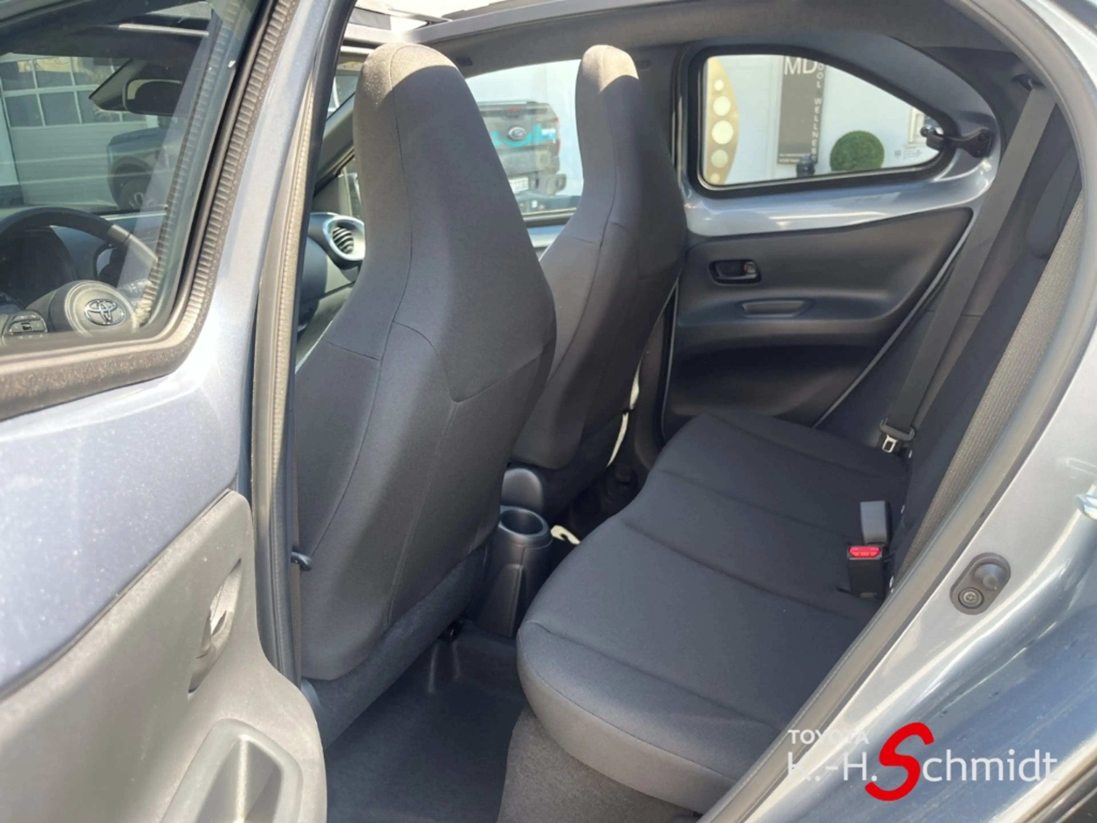 Toyota Aygo X 1,0 l Teamplayer Air 5 M T — photo 11