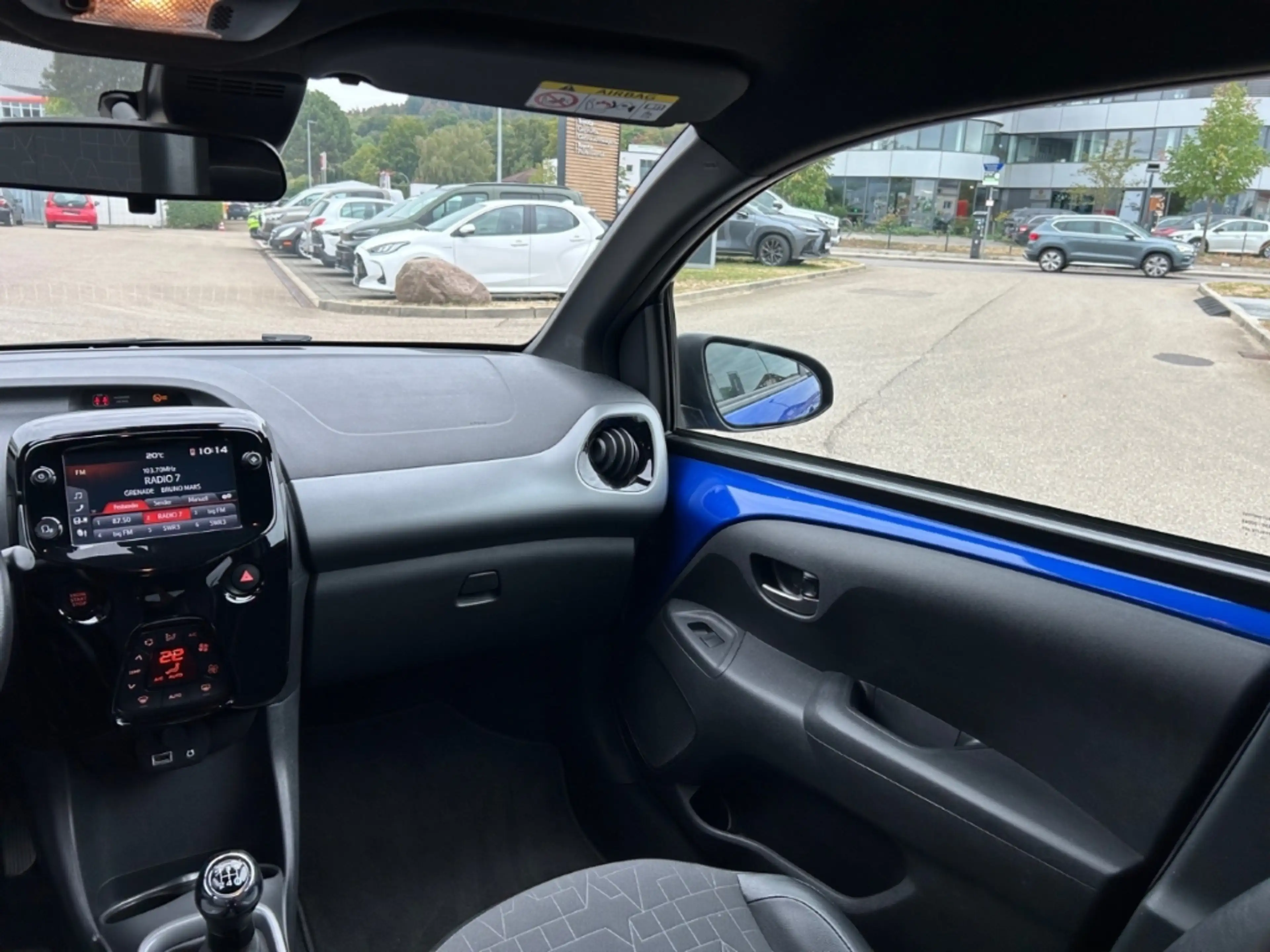 Toyota Aygo X-final 1.0L 5-Gang *8-Fach Bereift* — photo 14