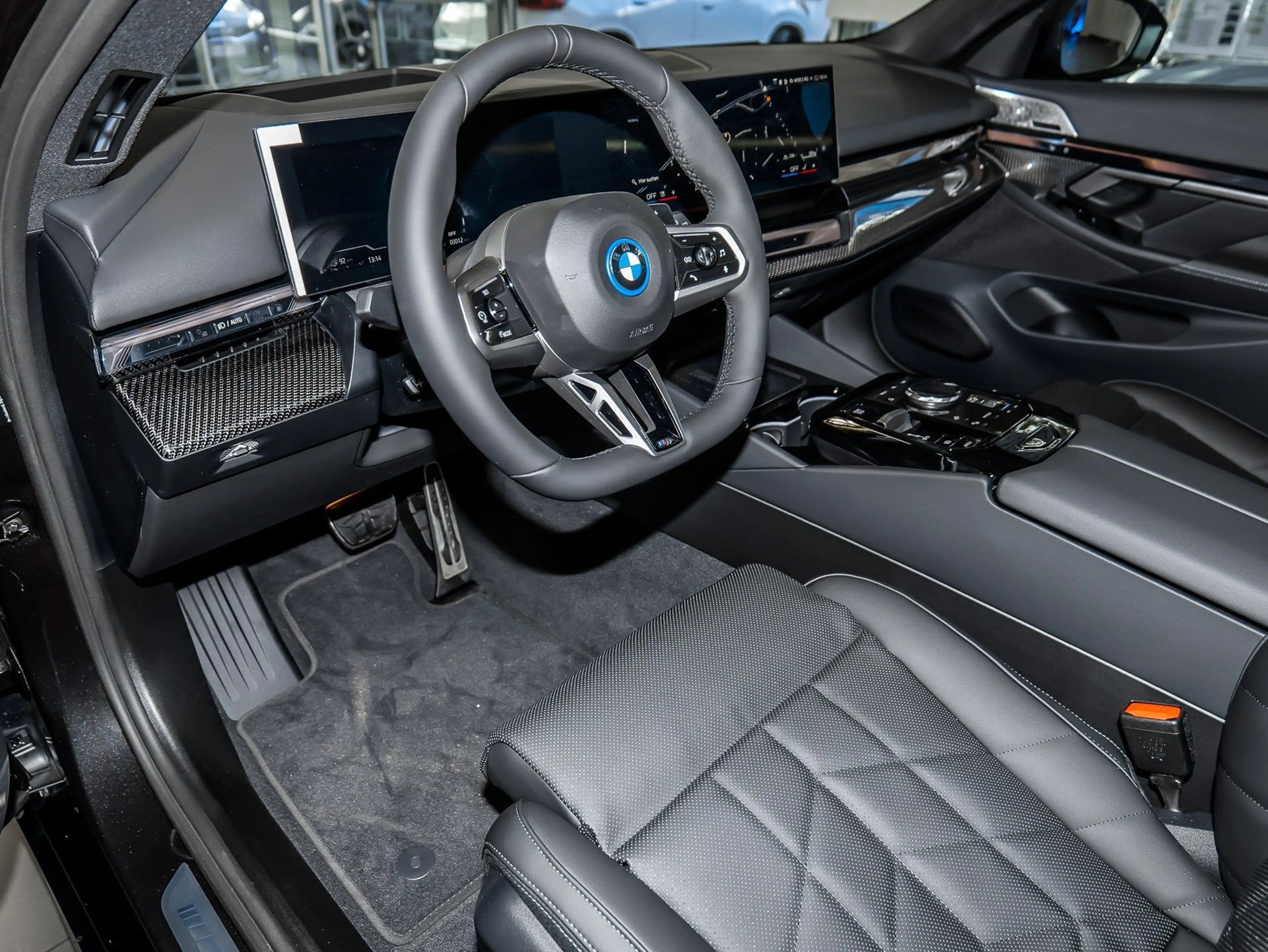 BMW 550 e xDrive M Sport Pro HUD PANO ACC AHK LM — photo 5