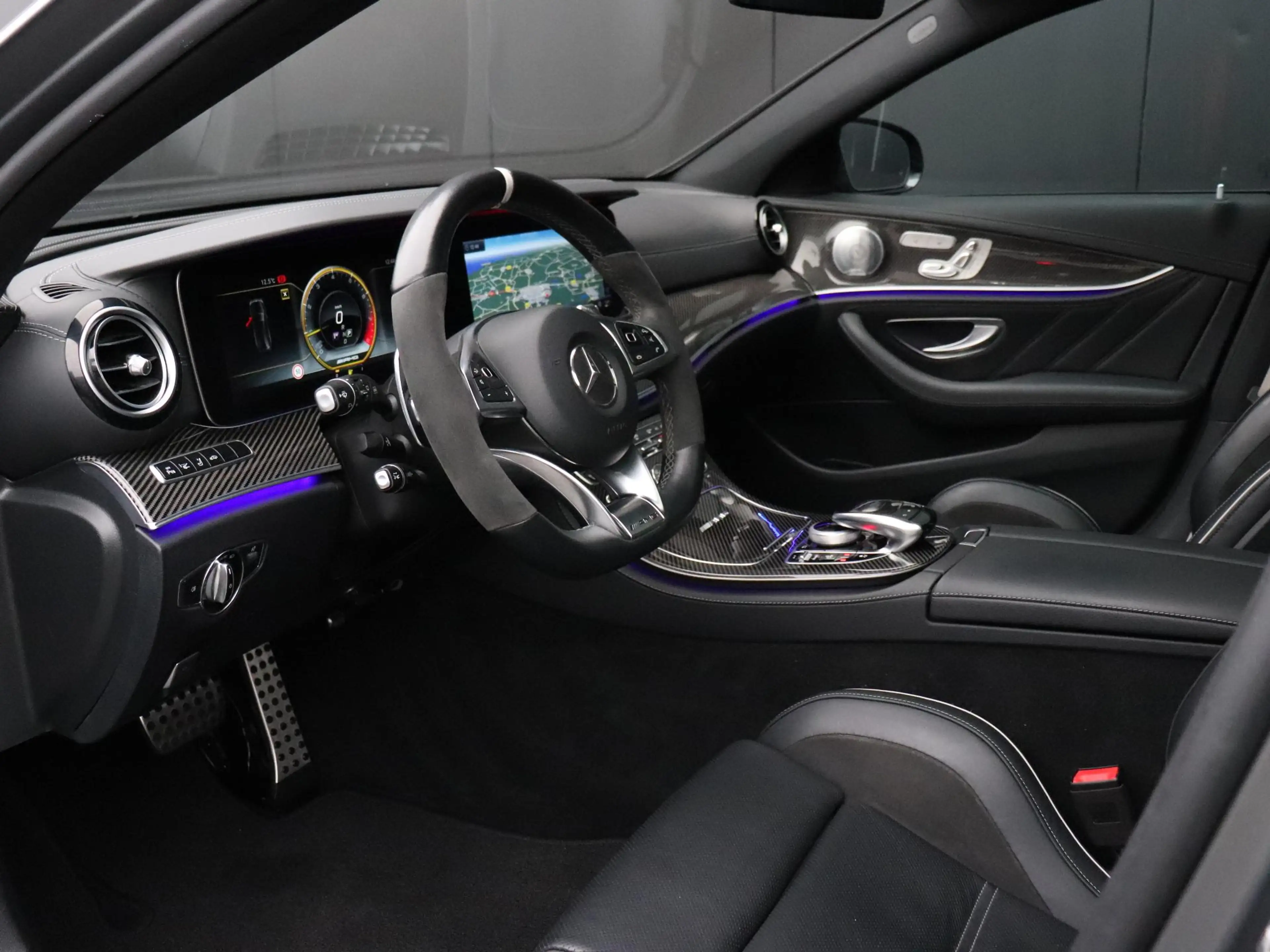 Mercedes-Benz E 63 AMG Estate S 4MATIC Premium Plus | PANO-DAK | SPORTSTO — photo 11