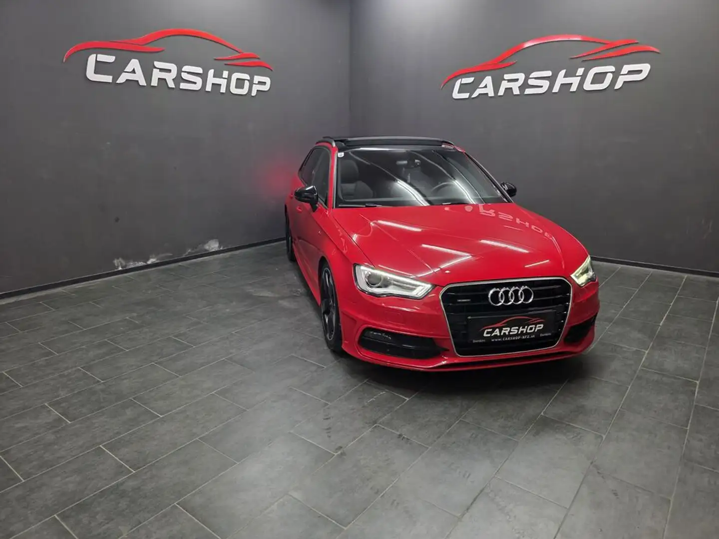 Audi A3 S Line Sportpaket quattro Pano Rot - 2